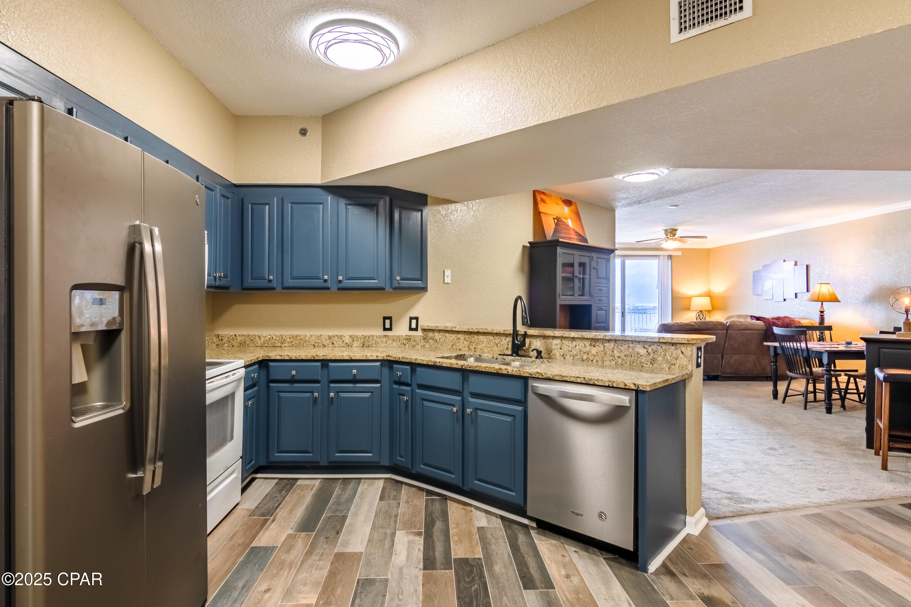 Image 10 For 6500 Bridge Water Way 1002