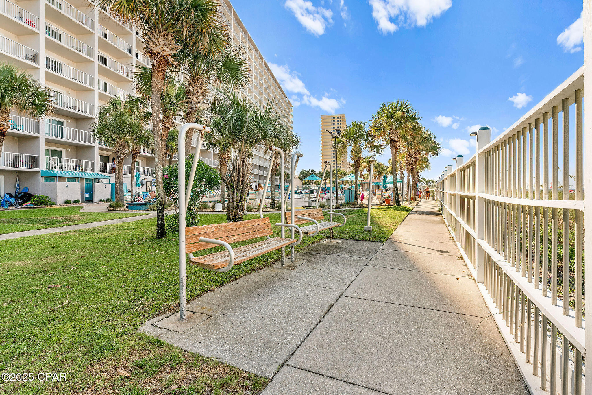 Image 49 For 8743 Thomas Drive 1108