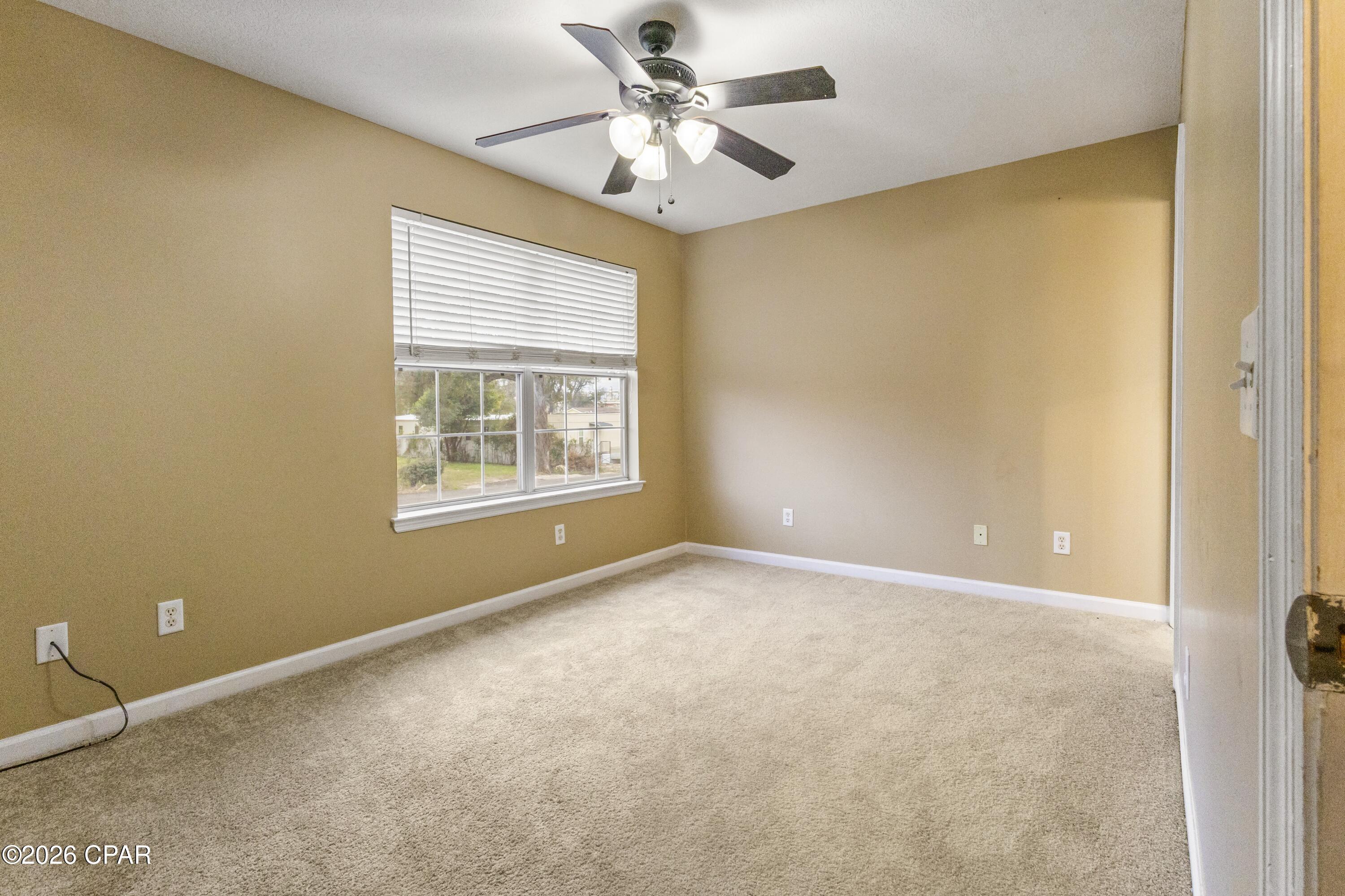 Image 12 For 108 Gray Avenue C