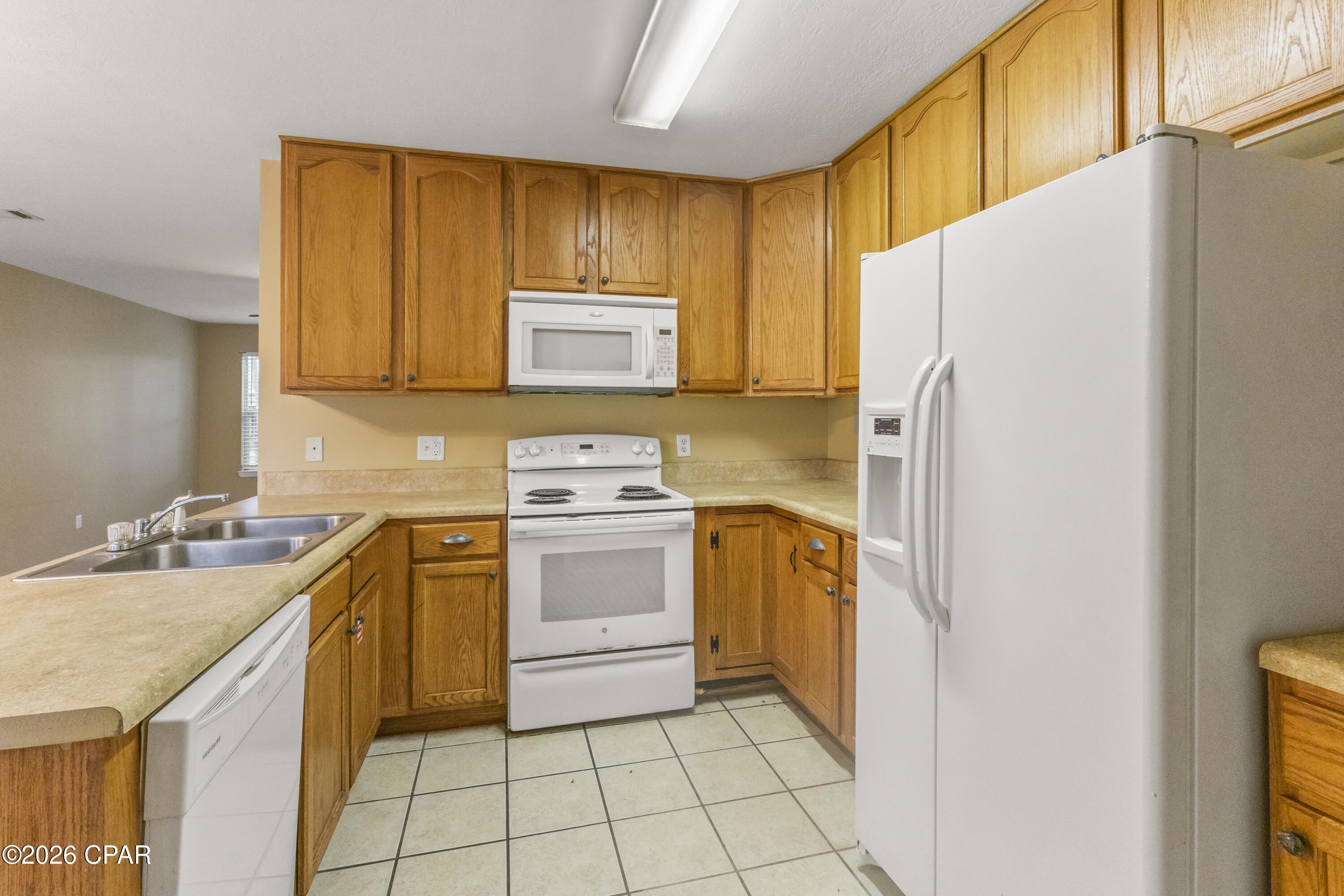 Image 4 For 108 Gray Avenue C