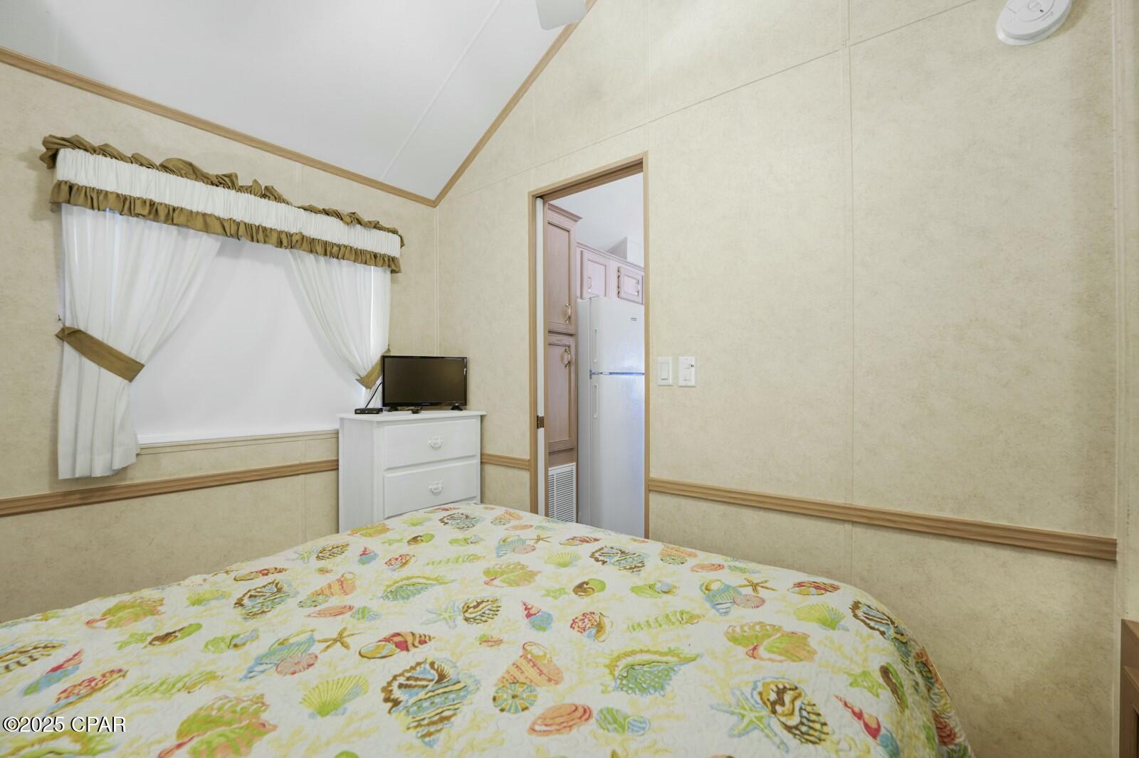 Image 22 For 1219 Thomas Drive 266