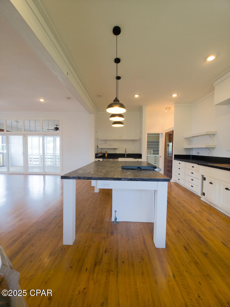 Image 26 For 7325 Suwanee Ave Avenue