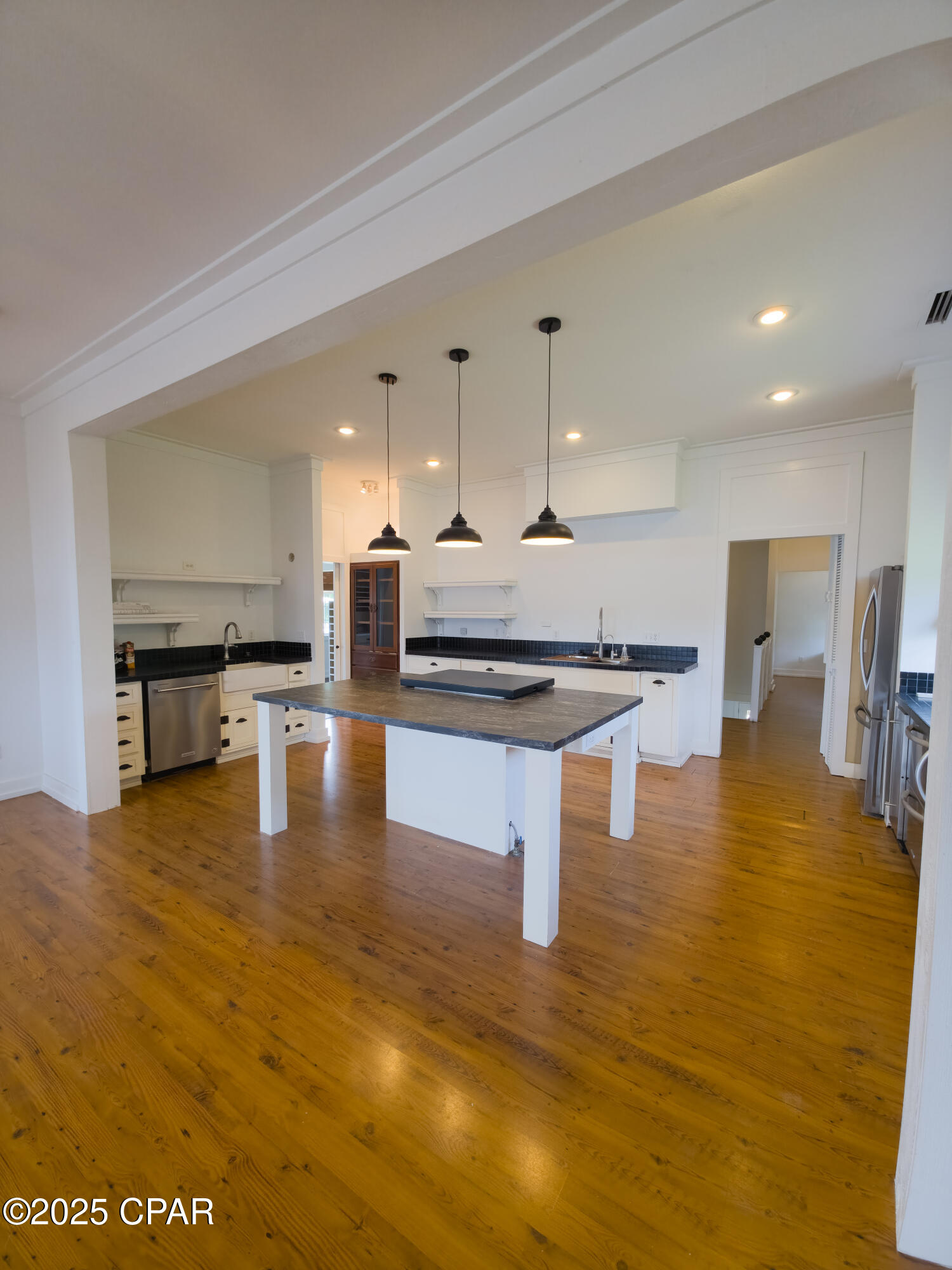 Image 28 For 7325 Suwanee Ave Avenue