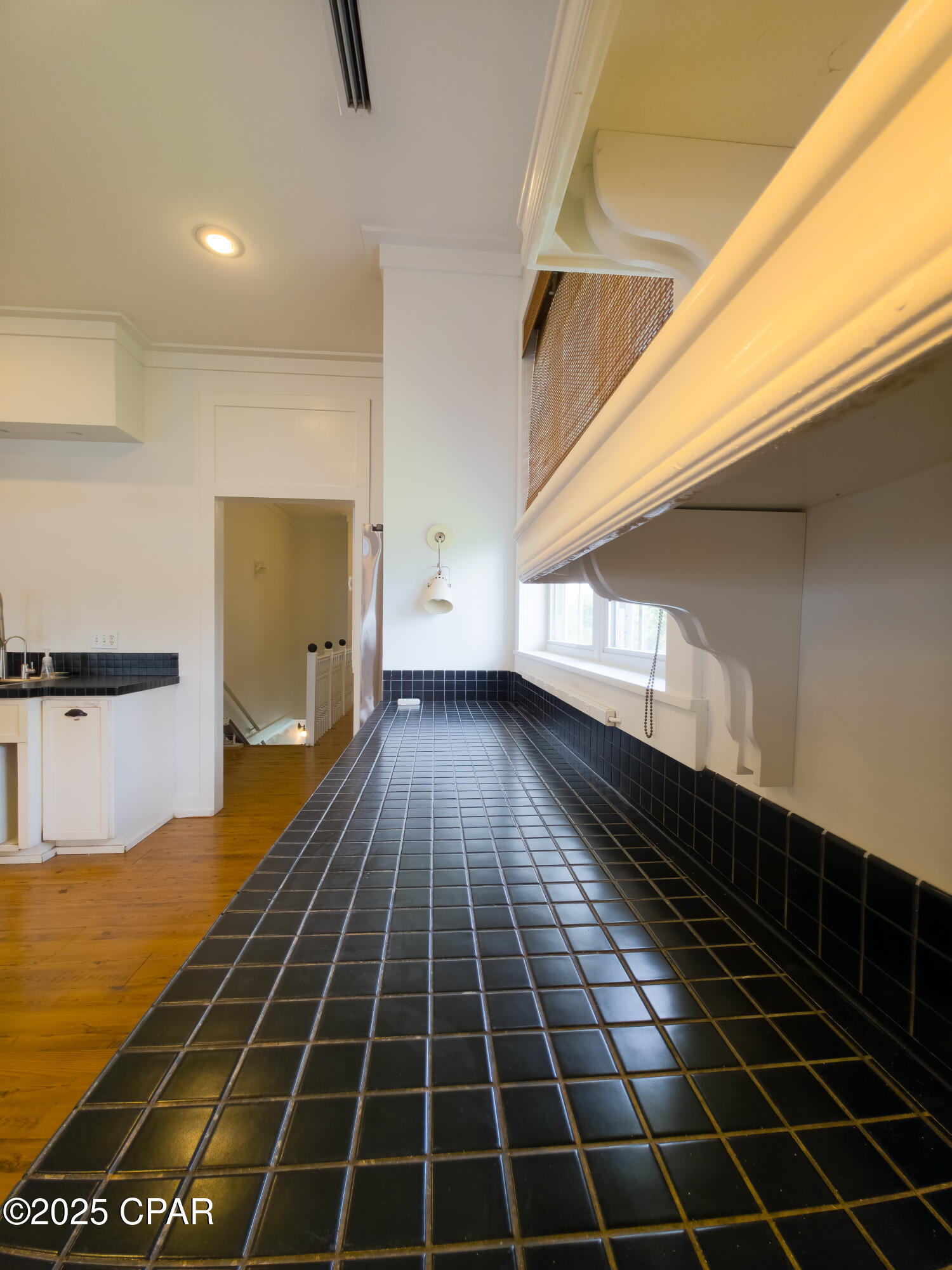 Image 29 For 7325 Suwanee Ave Avenue