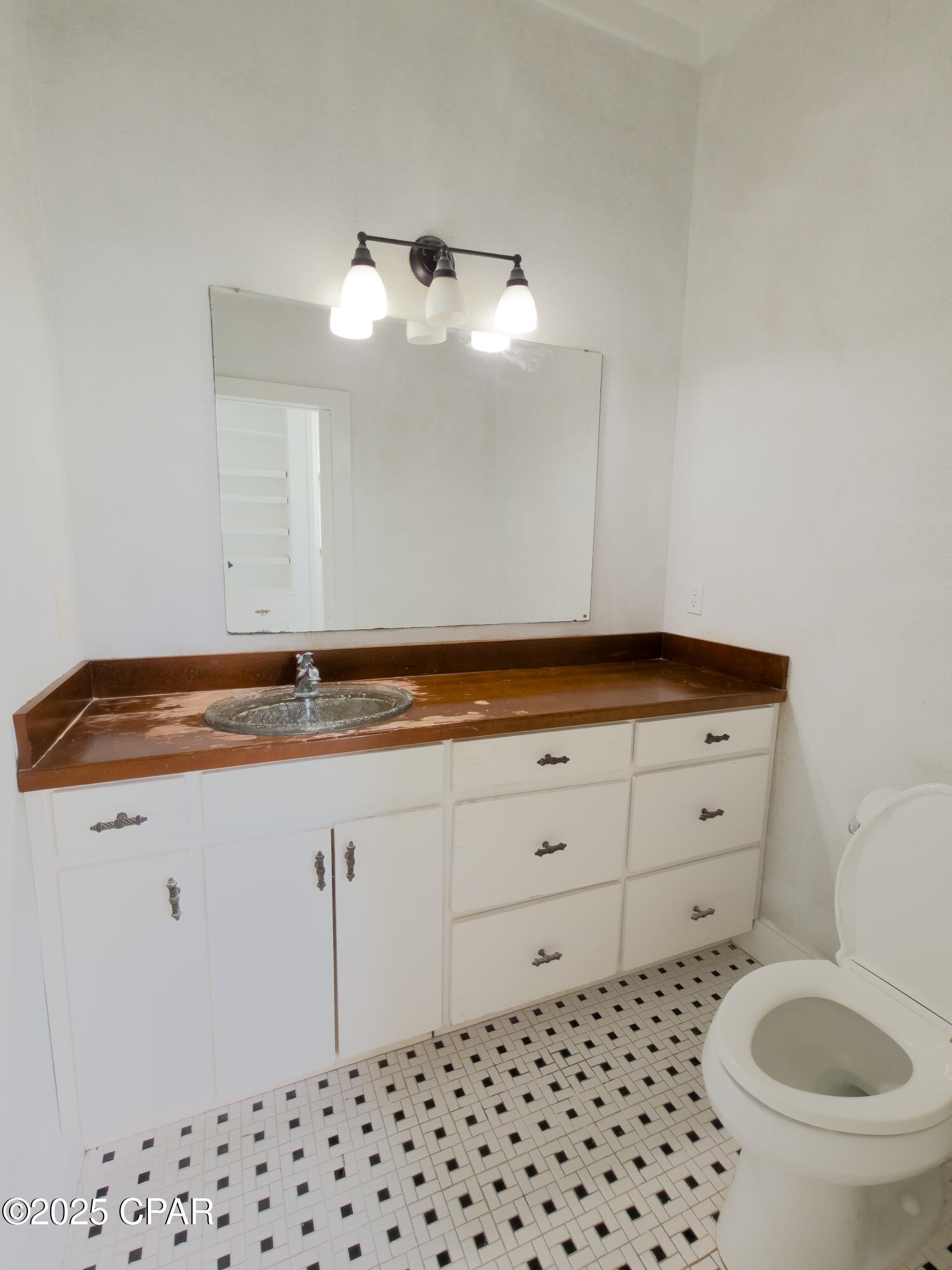 Image 44 For 7325 Suwanee Ave Avenue