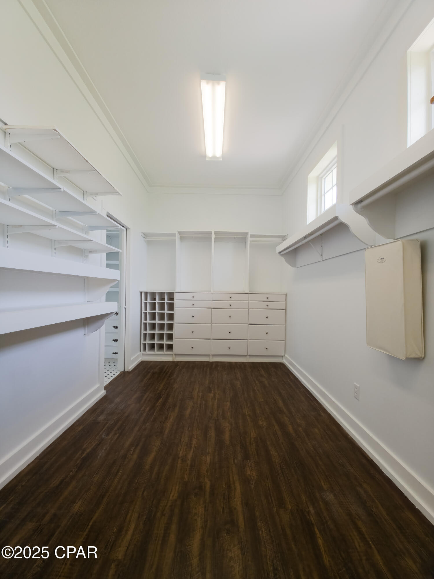 Image 49 For 7325 Suwanee Ave Avenue