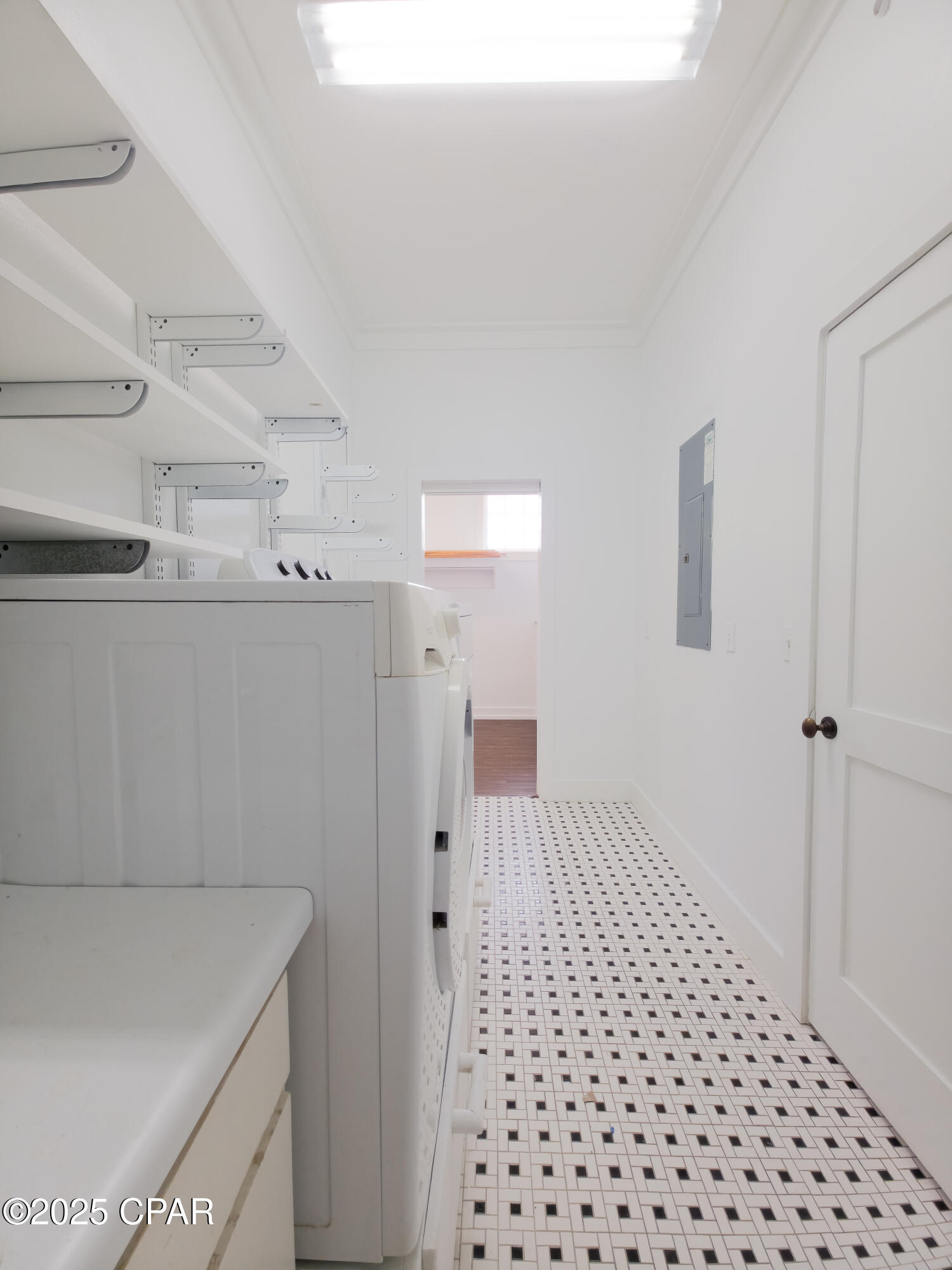 Image 55 For 7325 Suwanee Ave Avenue