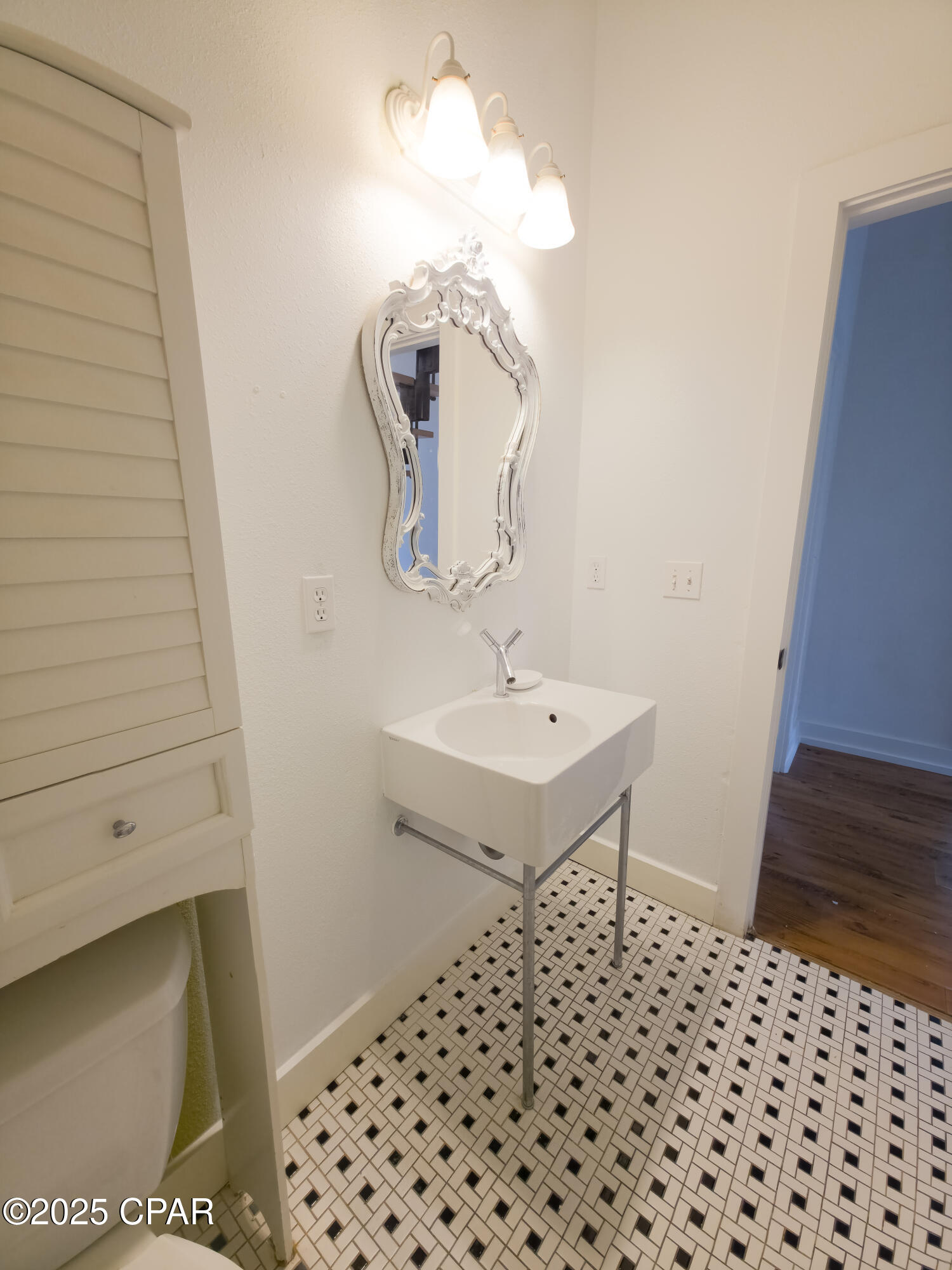 Image 56 For 7325 Suwanee Ave Avenue