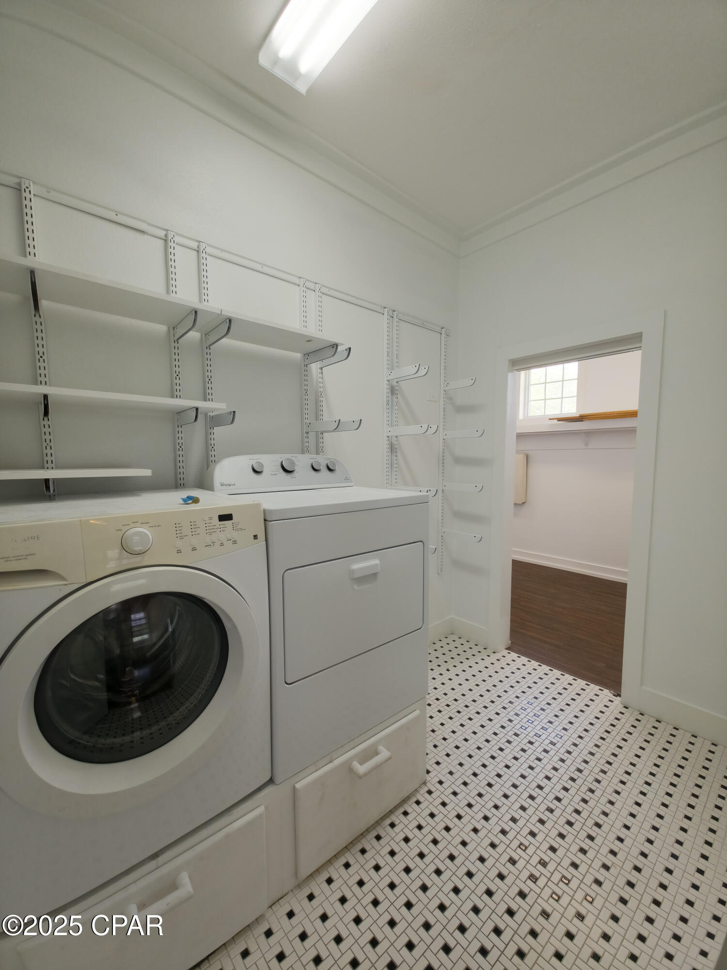 Image 59 For 7325 Suwanee Ave Avenue