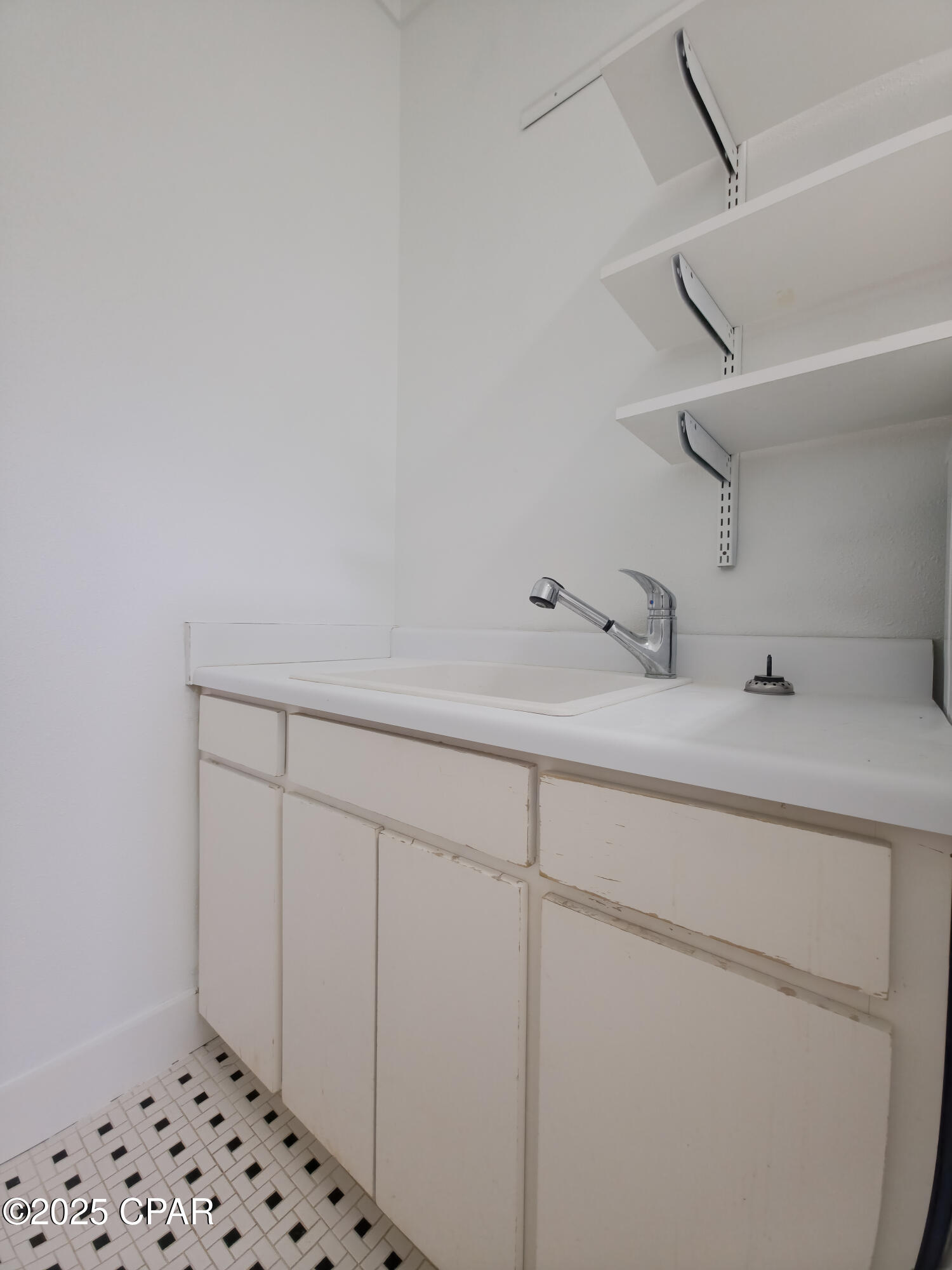 Image 60 For 7325 Suwanee Ave Avenue