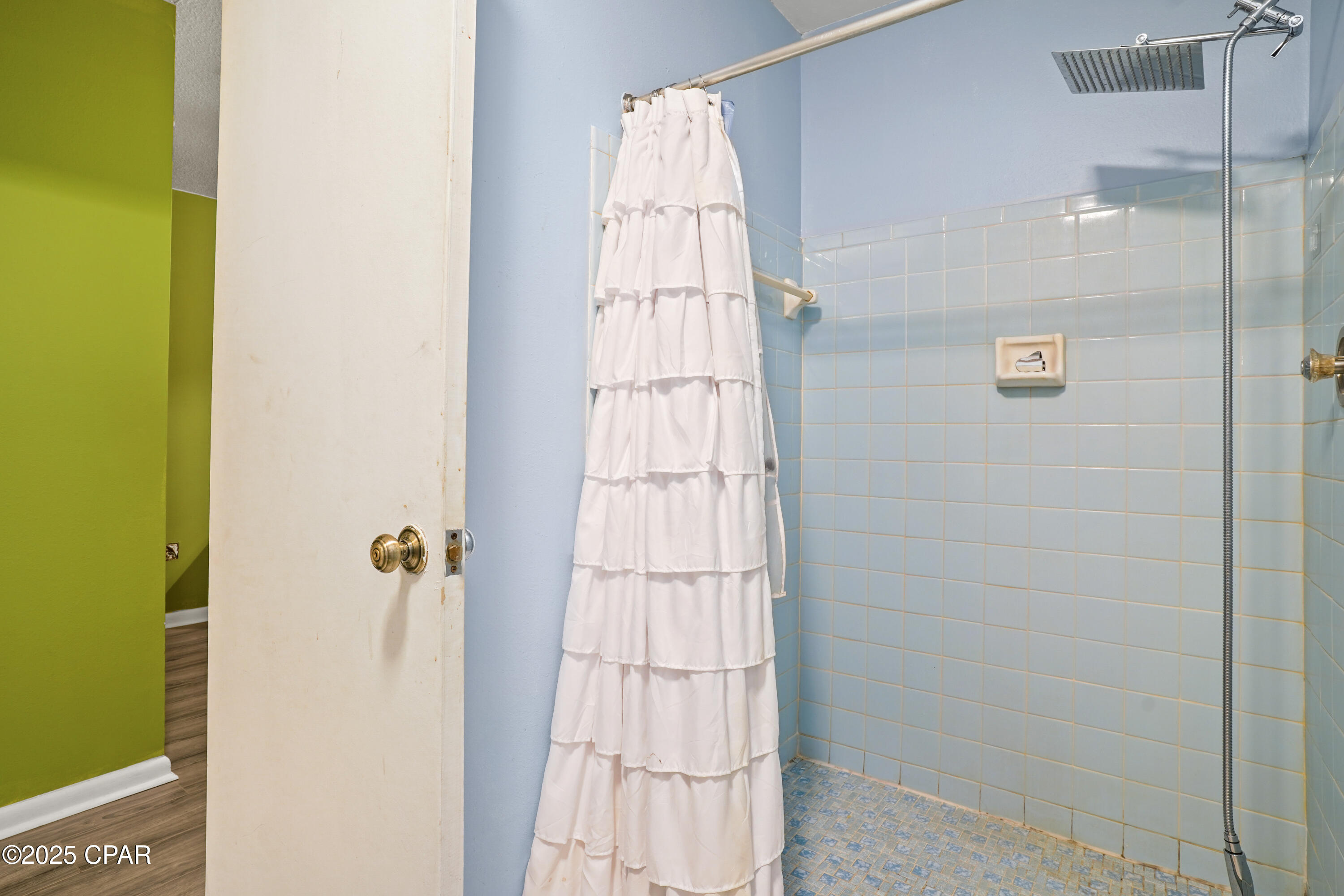 Image 20 For 4335 Country Club Boulevard