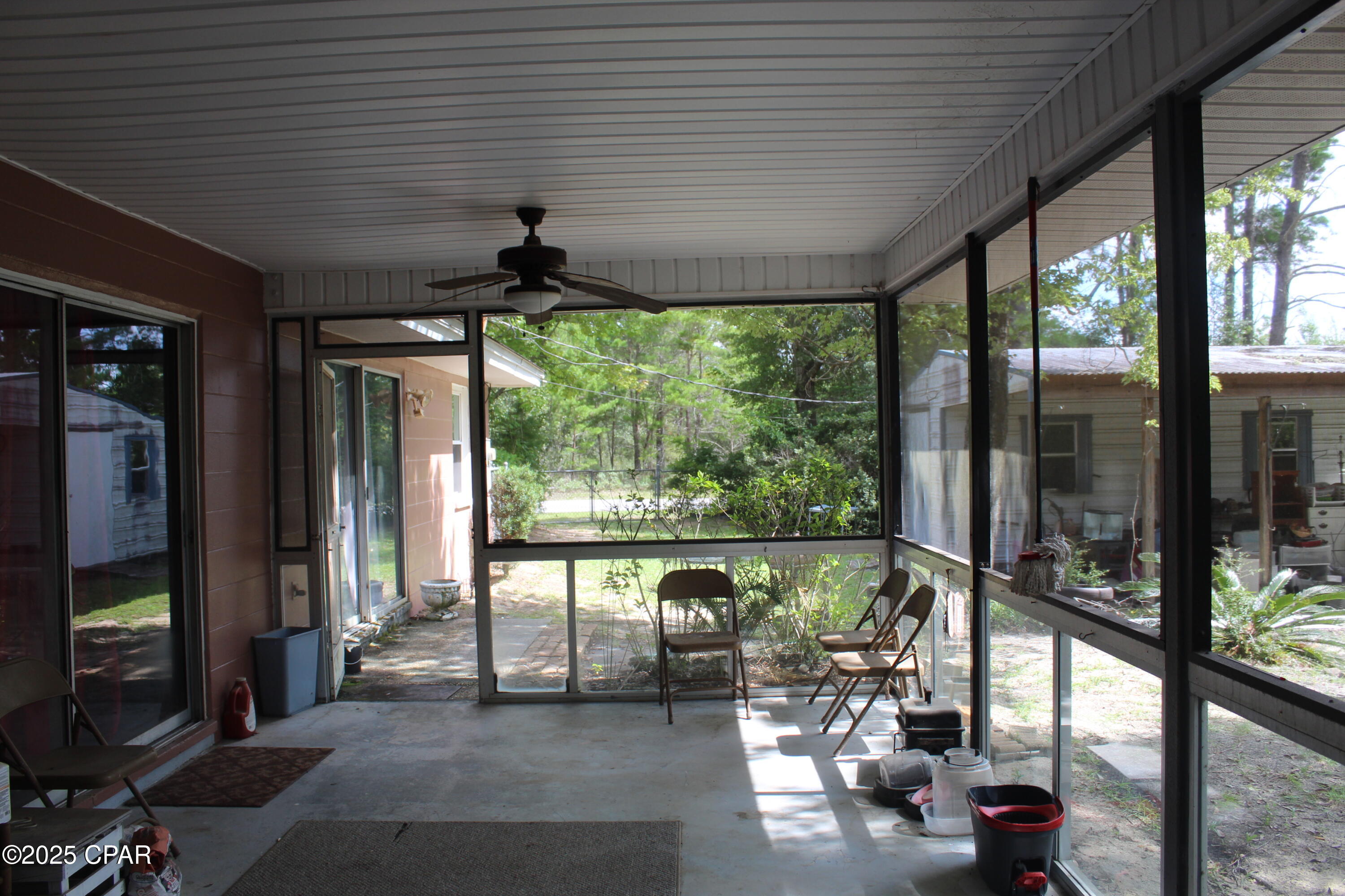 Image 29 For 4335 Country Club Boulevard