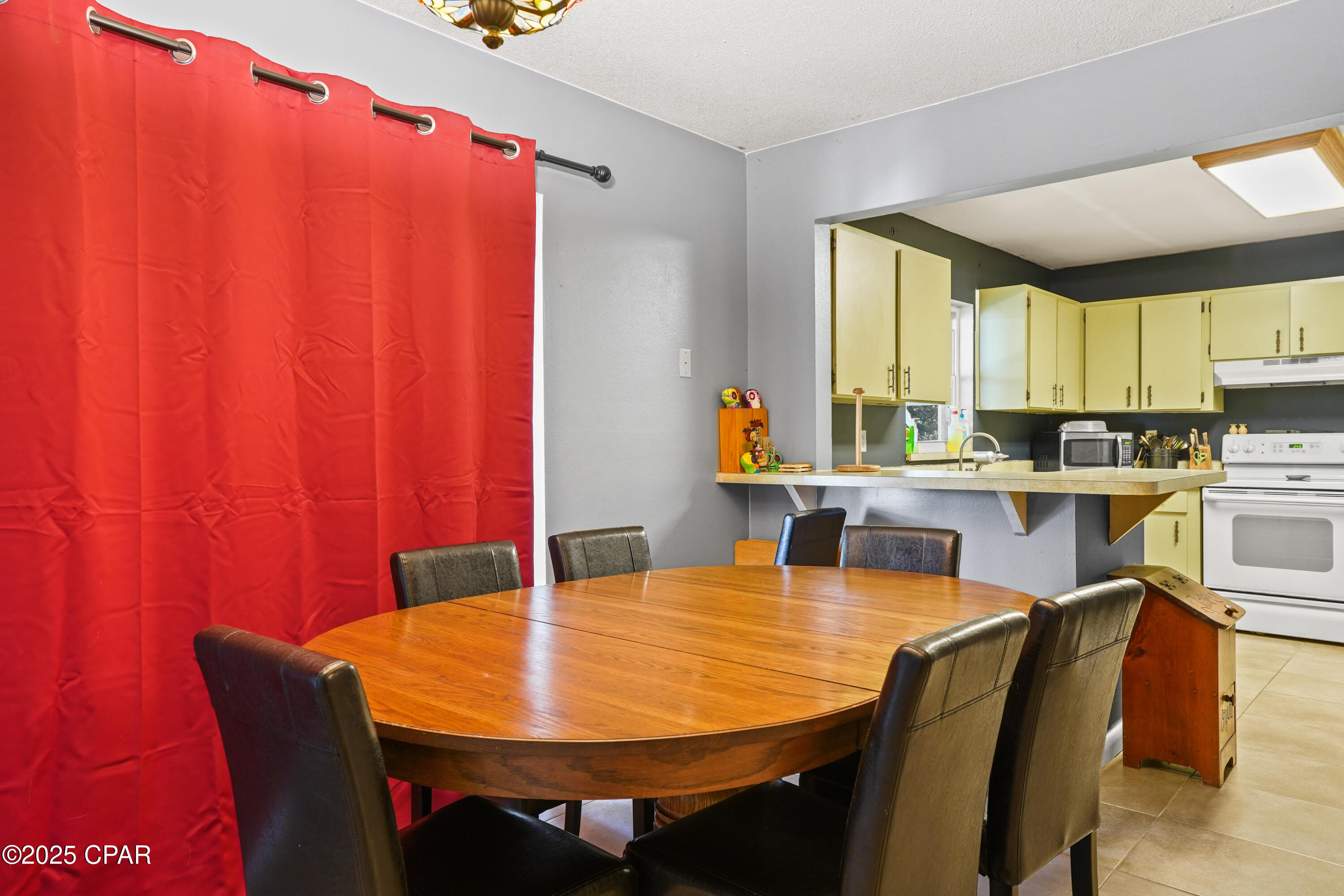 Image 3 For 4335 Country Club Boulevard