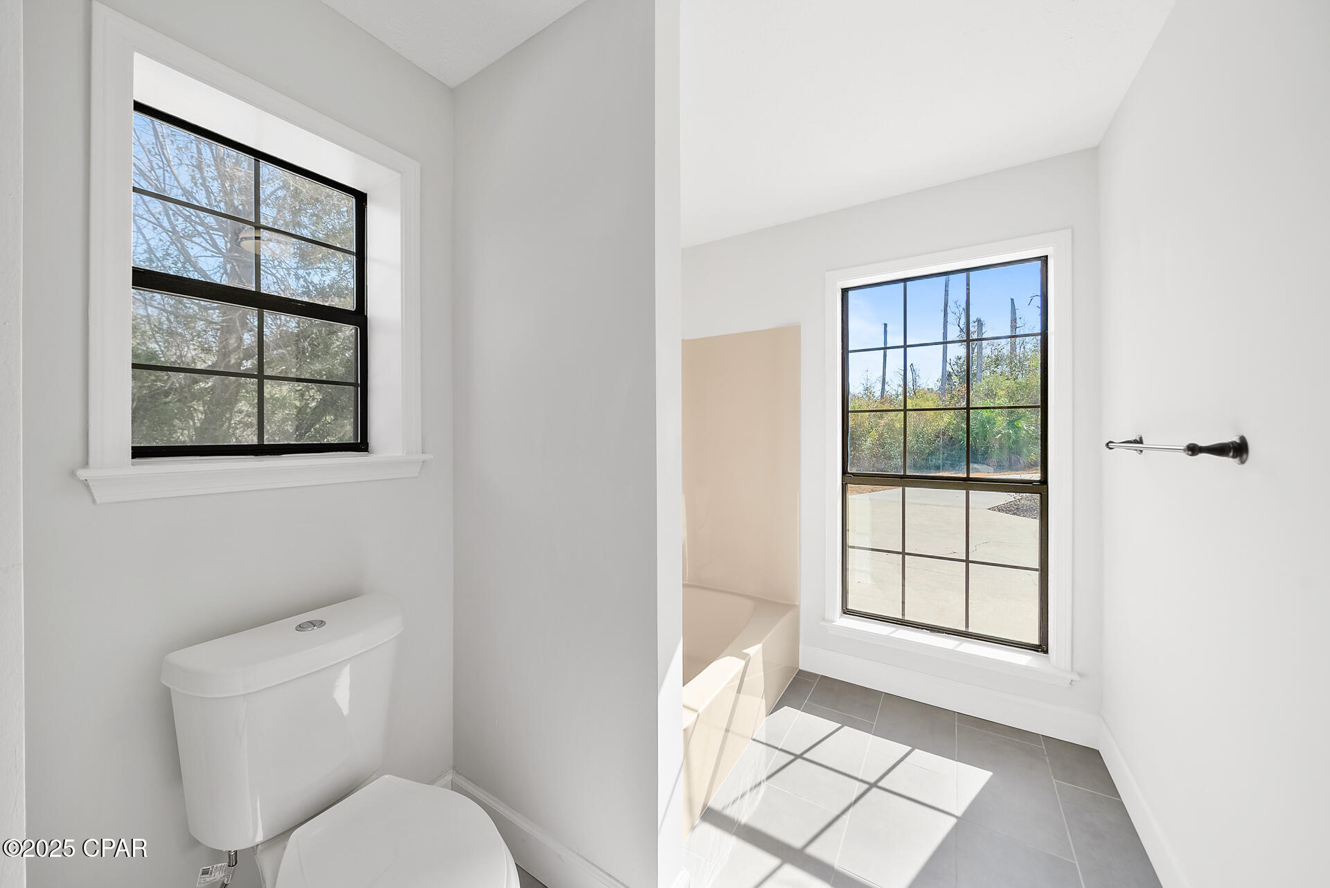 Listing photo id 18 for 4021 Osprey Point Point