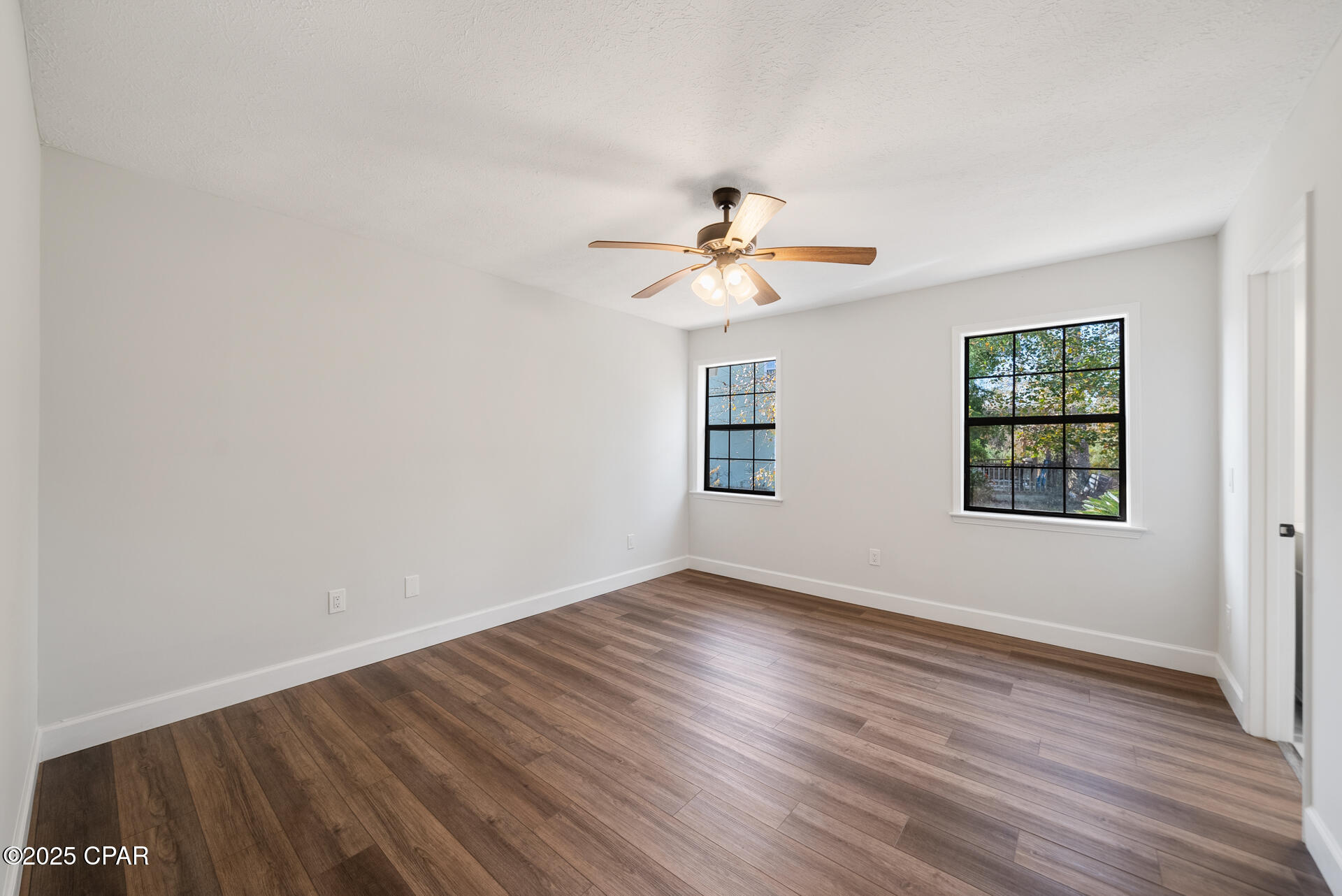 Listing photo id 26 for 4021 Osprey Point Point