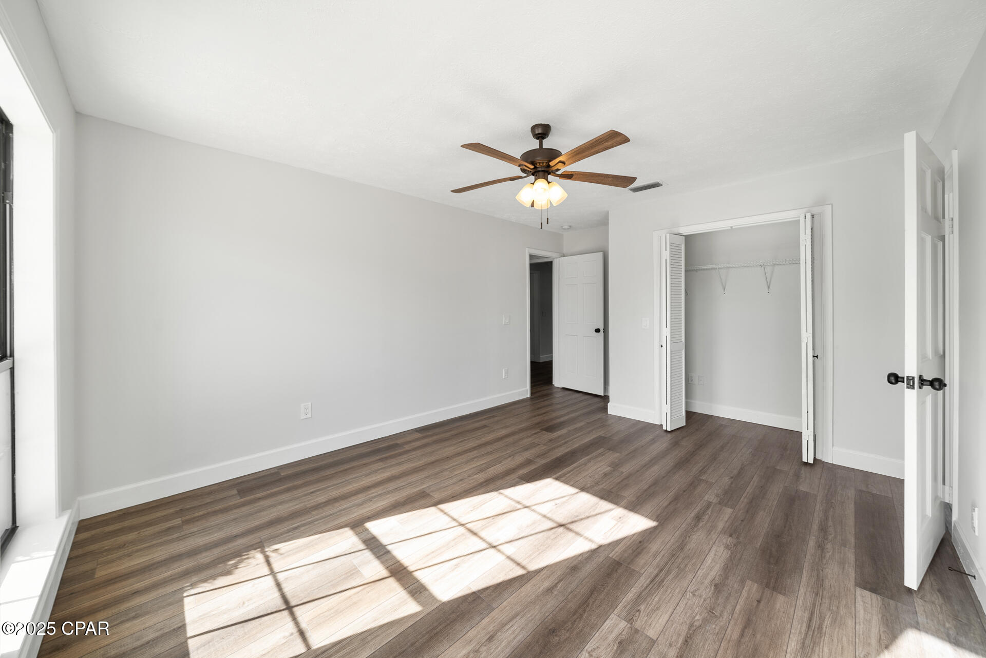 Image 33 For 4021 Osprey Point Point