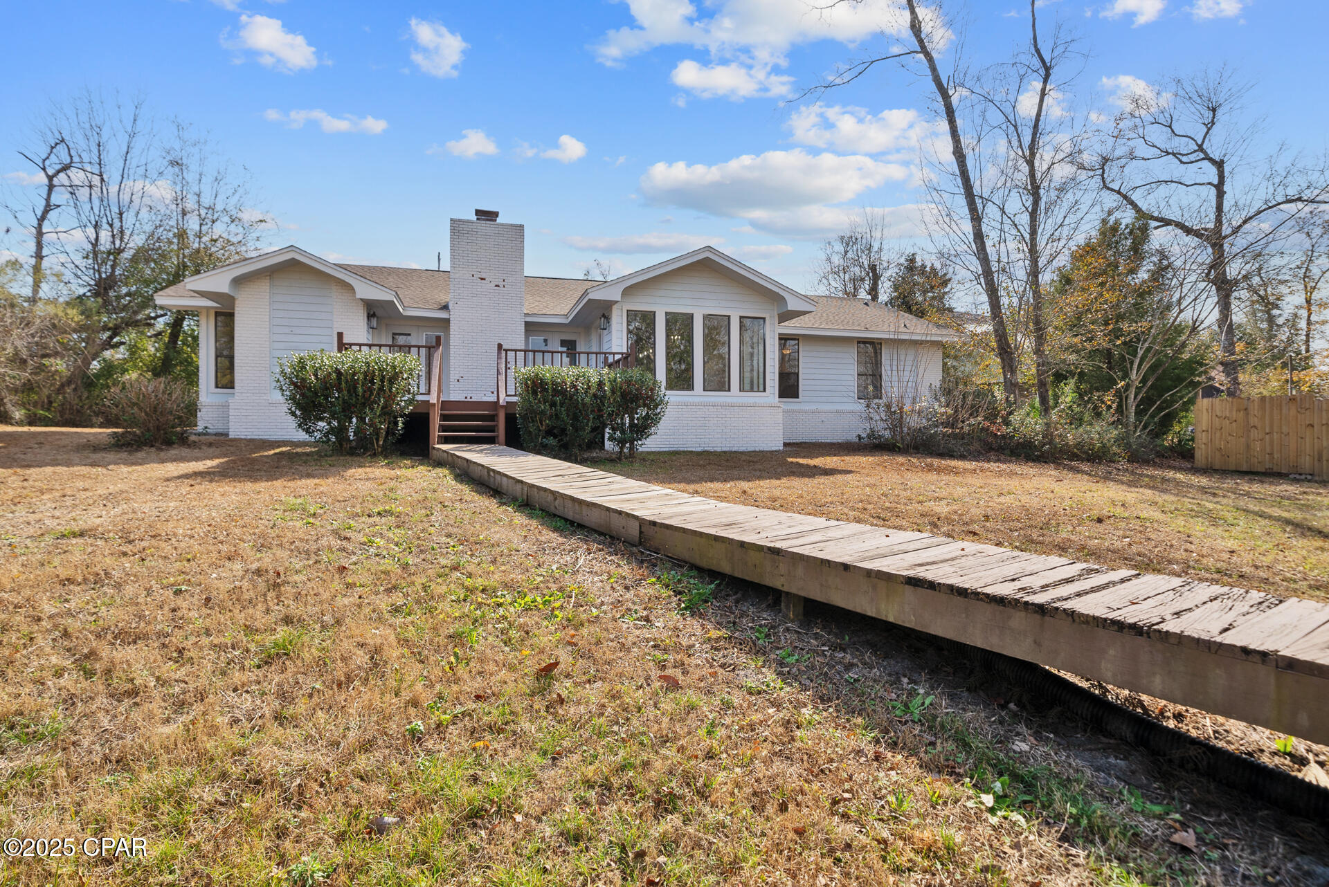 Listing photo id 45 for 4021 Osprey Point Point
