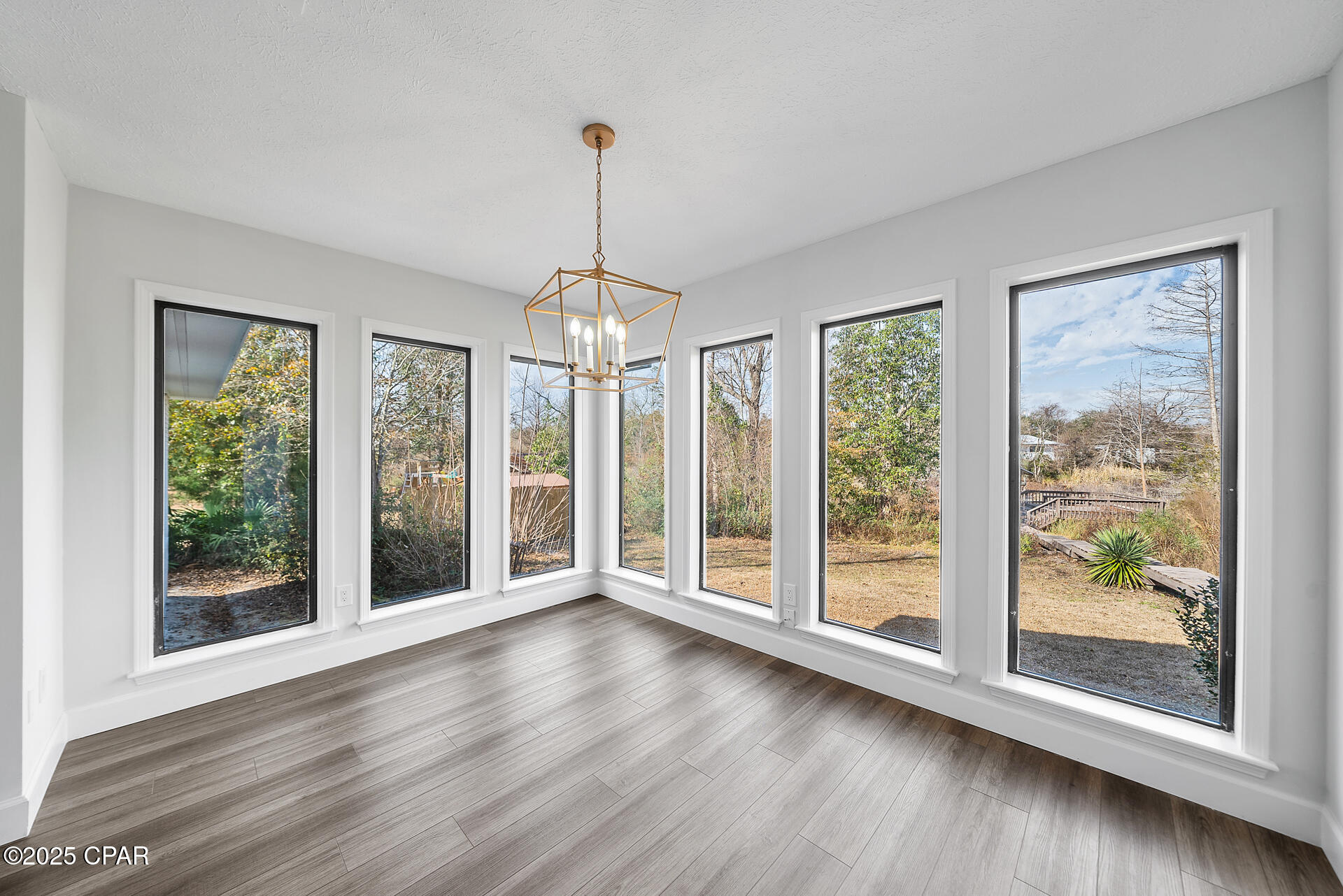 Listing photo id 5 for 4021 Osprey Point Point