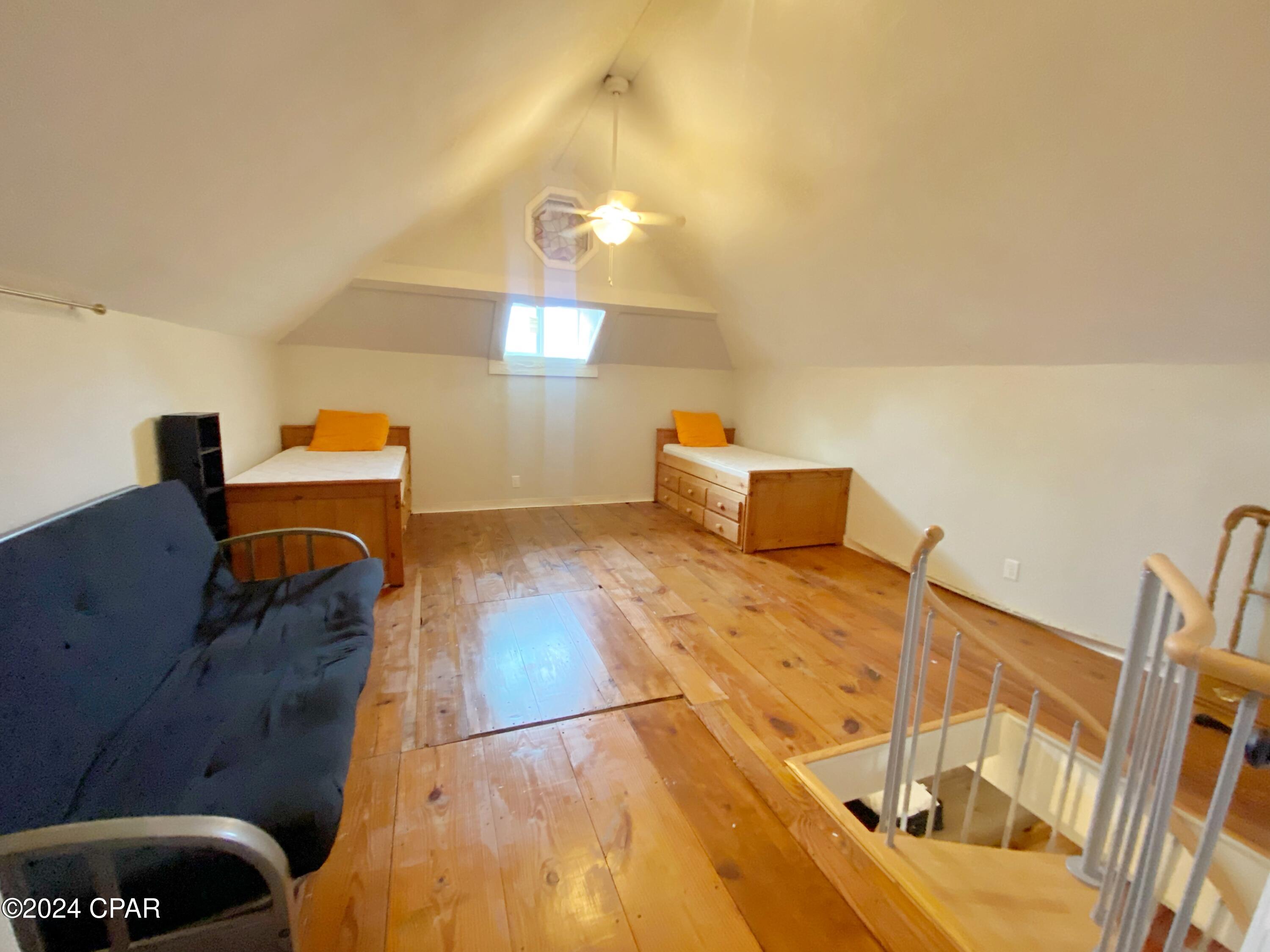 Image 40 For 2936 Russ Street