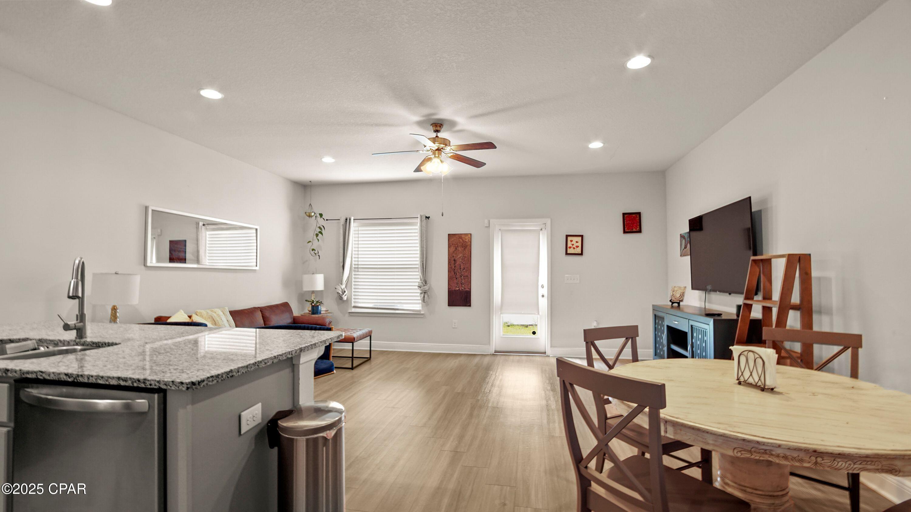 Image 14 For 7468 Shadow Lake Drive