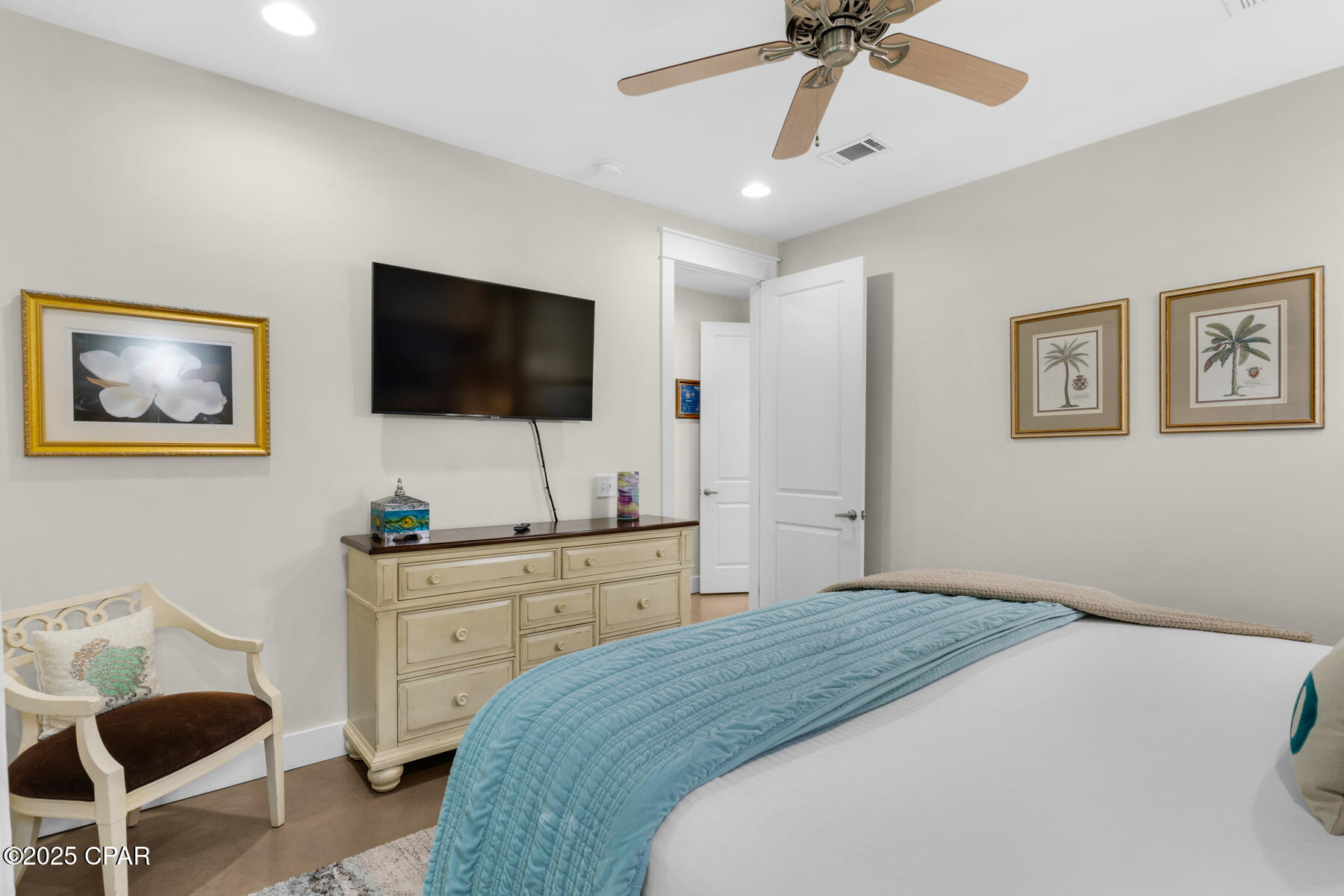 Image 16 For 186 Ventana Boulevard