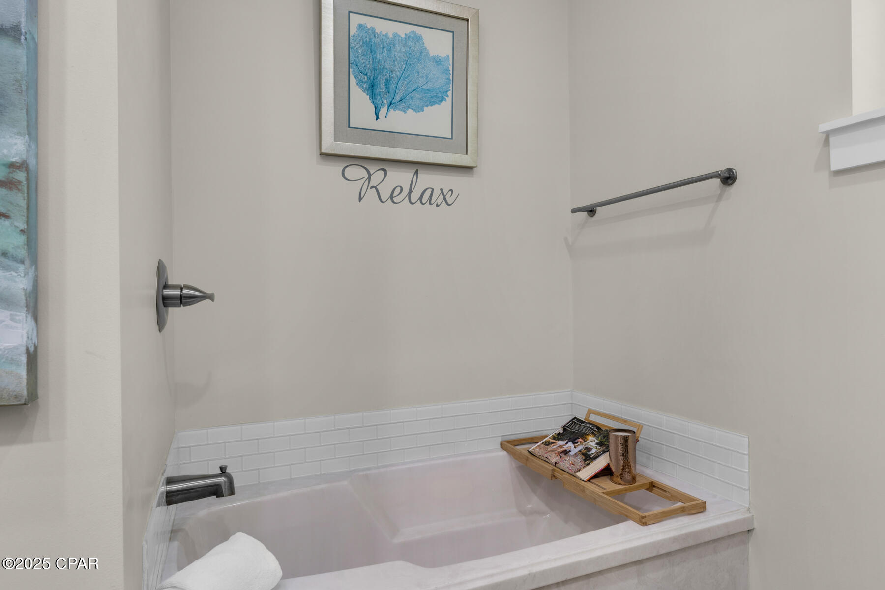 Image 19 For 186 Ventana Boulevard