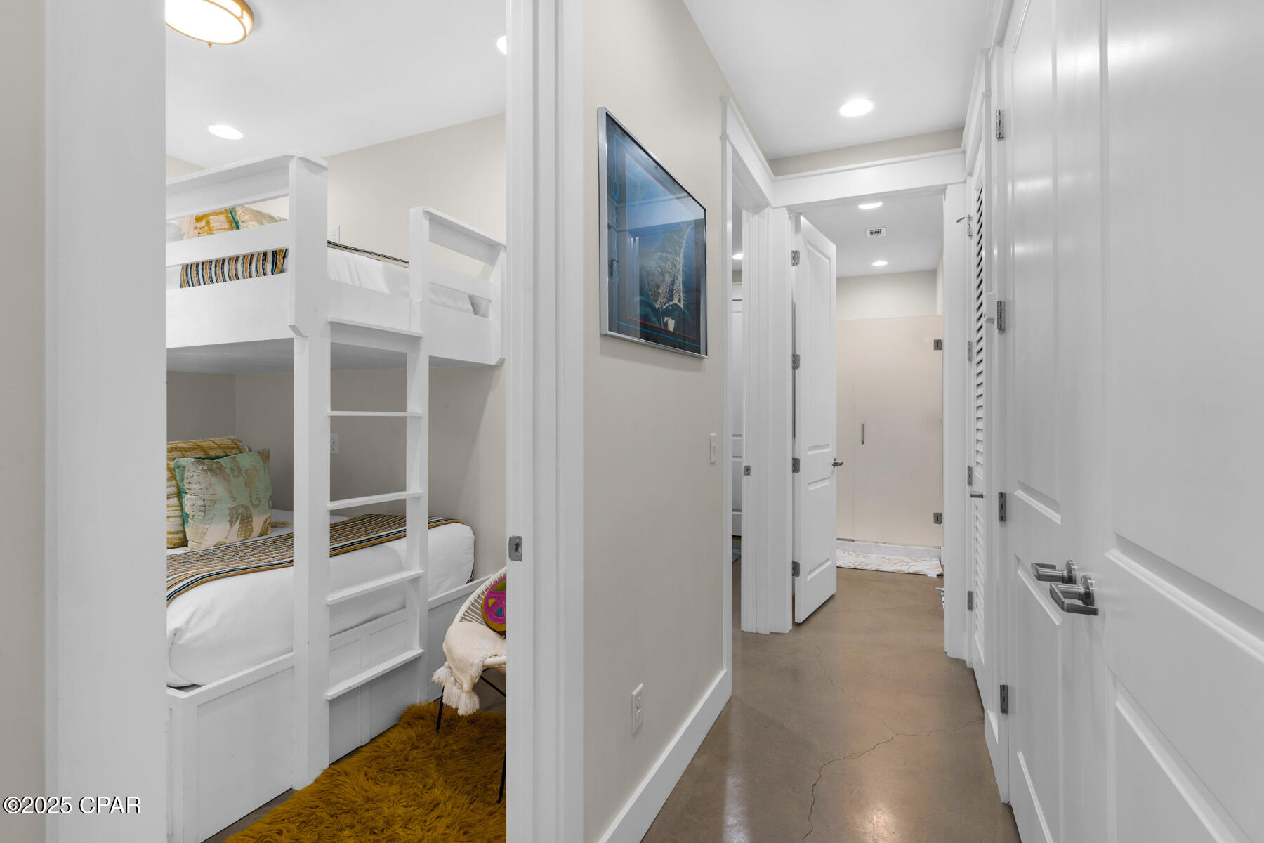 Image 21 For 186 Ventana Boulevard