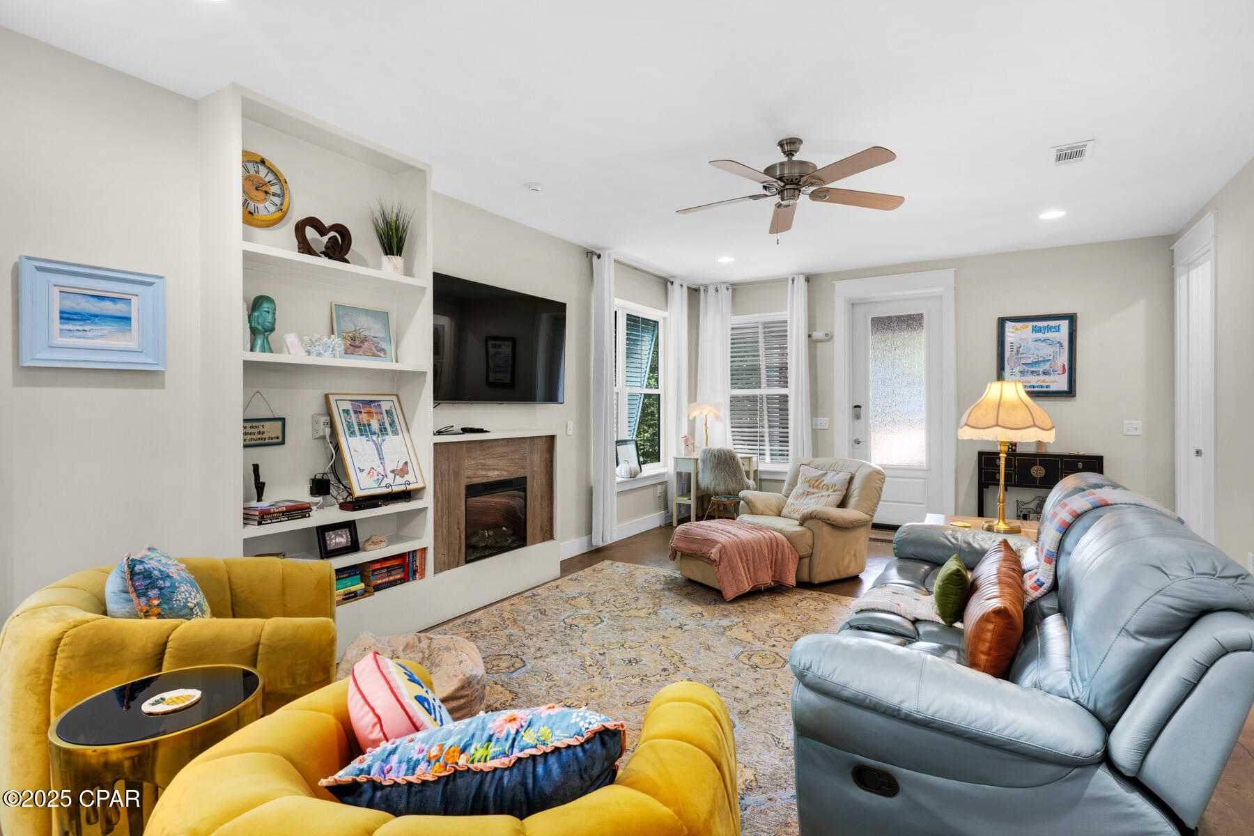 Image 5 For 186 Ventana Boulevard