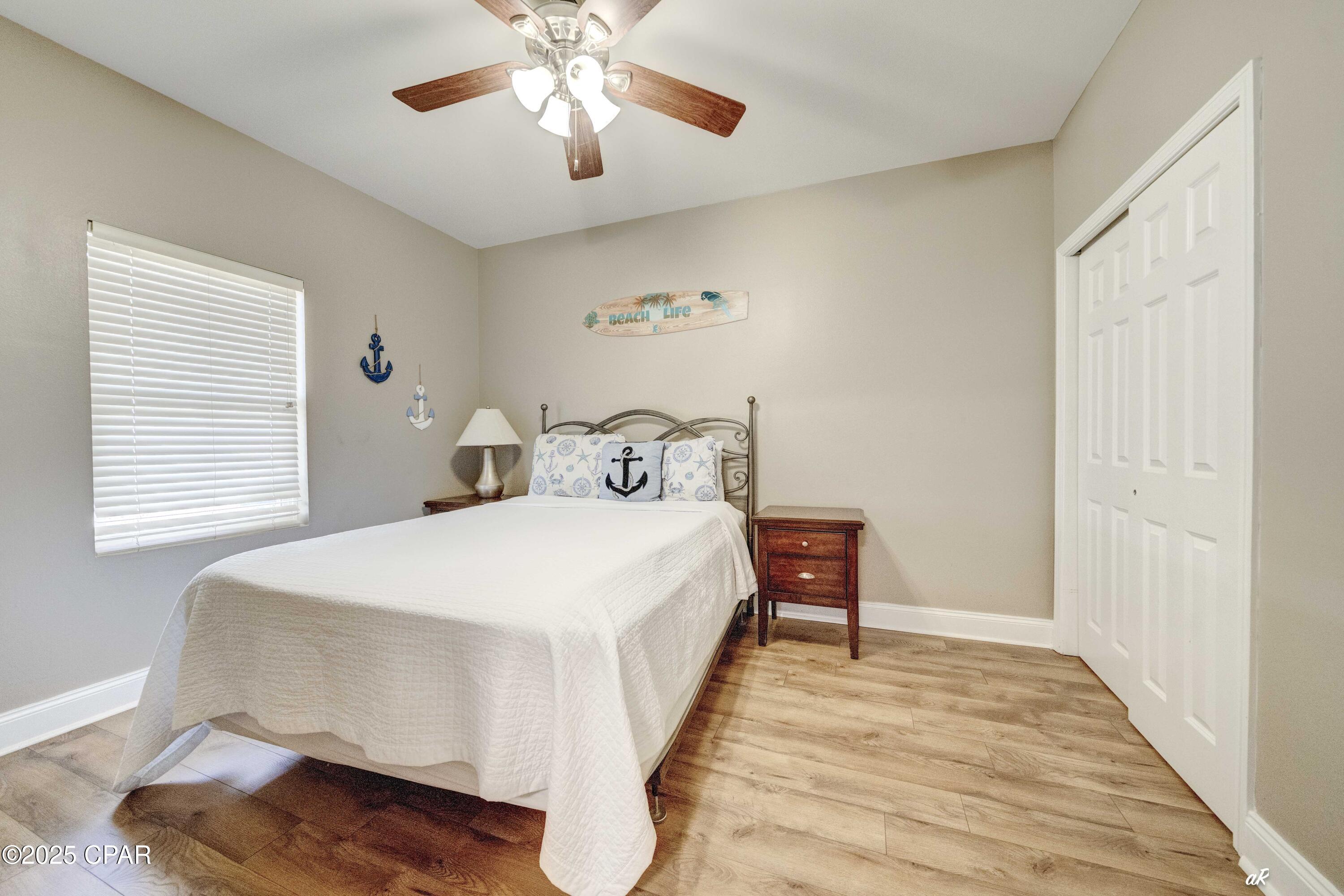 Image 16 For 9860 Thomas Drive 1211