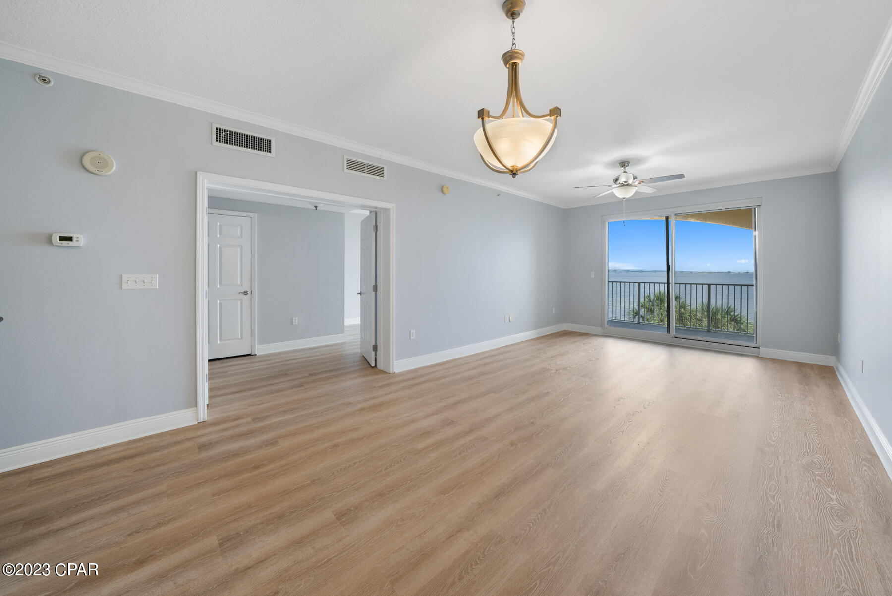 Image 17 For 2400 Grandiflora E308 Boulevard 308