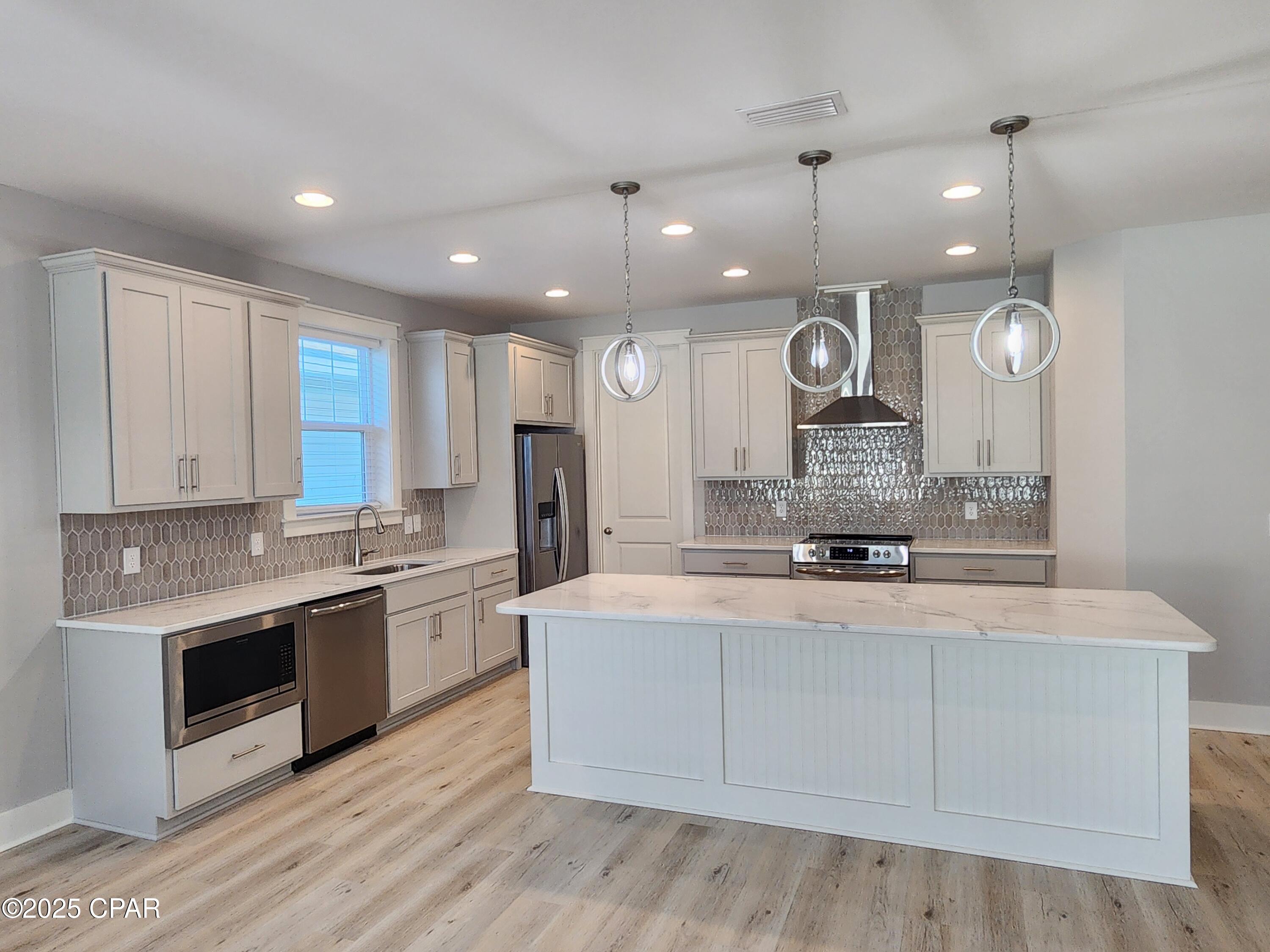 Image 13 For 1083 Harrison Bayou Drive