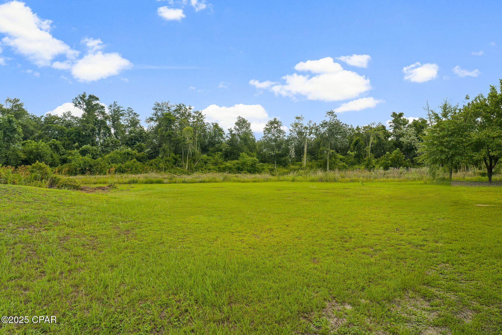 Image 3 For 8515 Eastwood Avenue