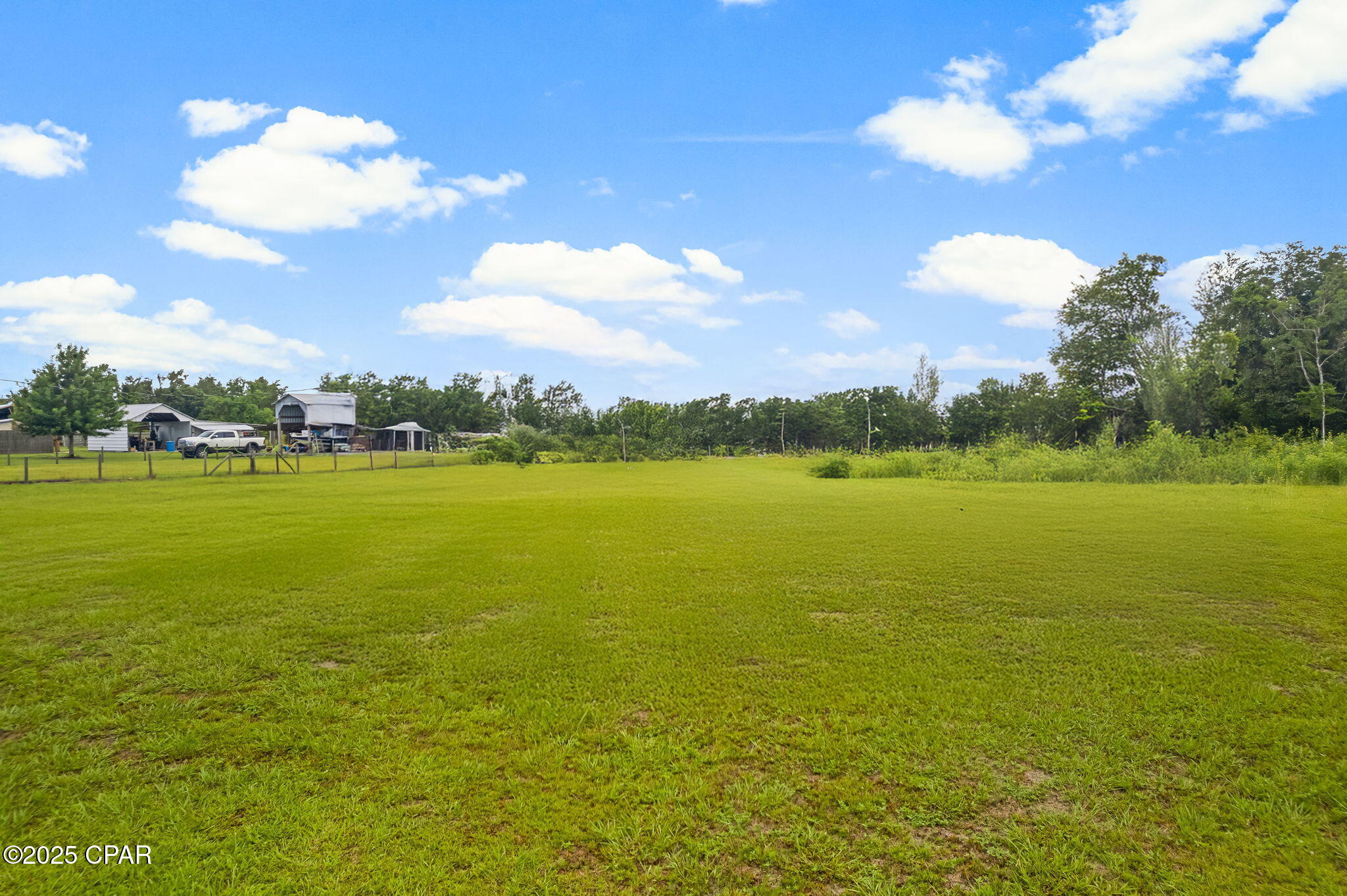 Image 5 For 8515 Eastwood Avenue