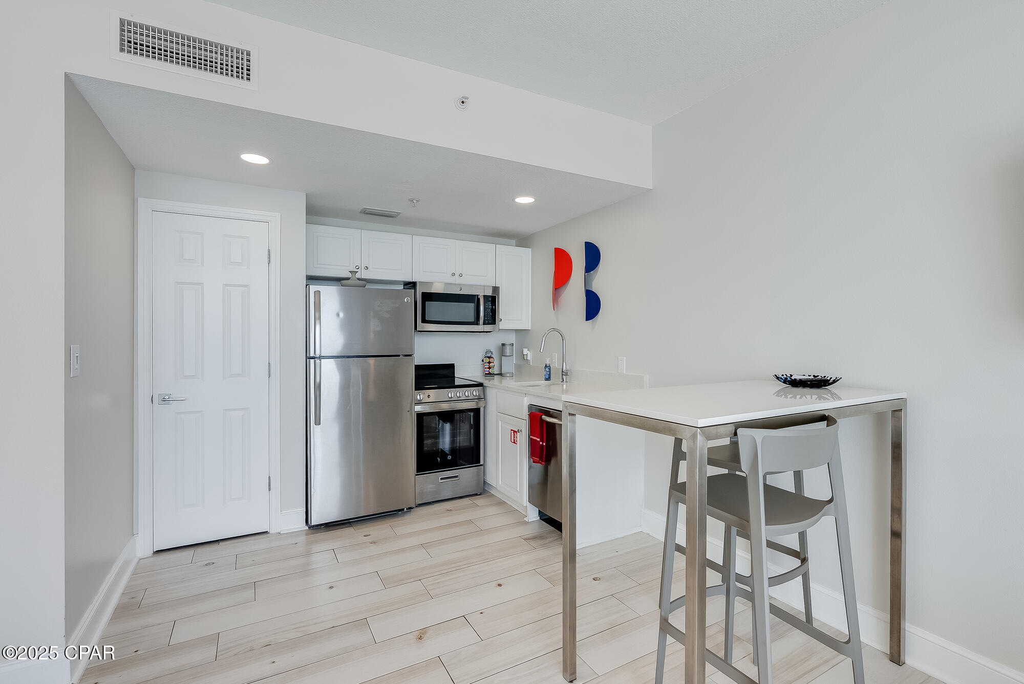 Image 7 For 10901 Front Beach Road 409