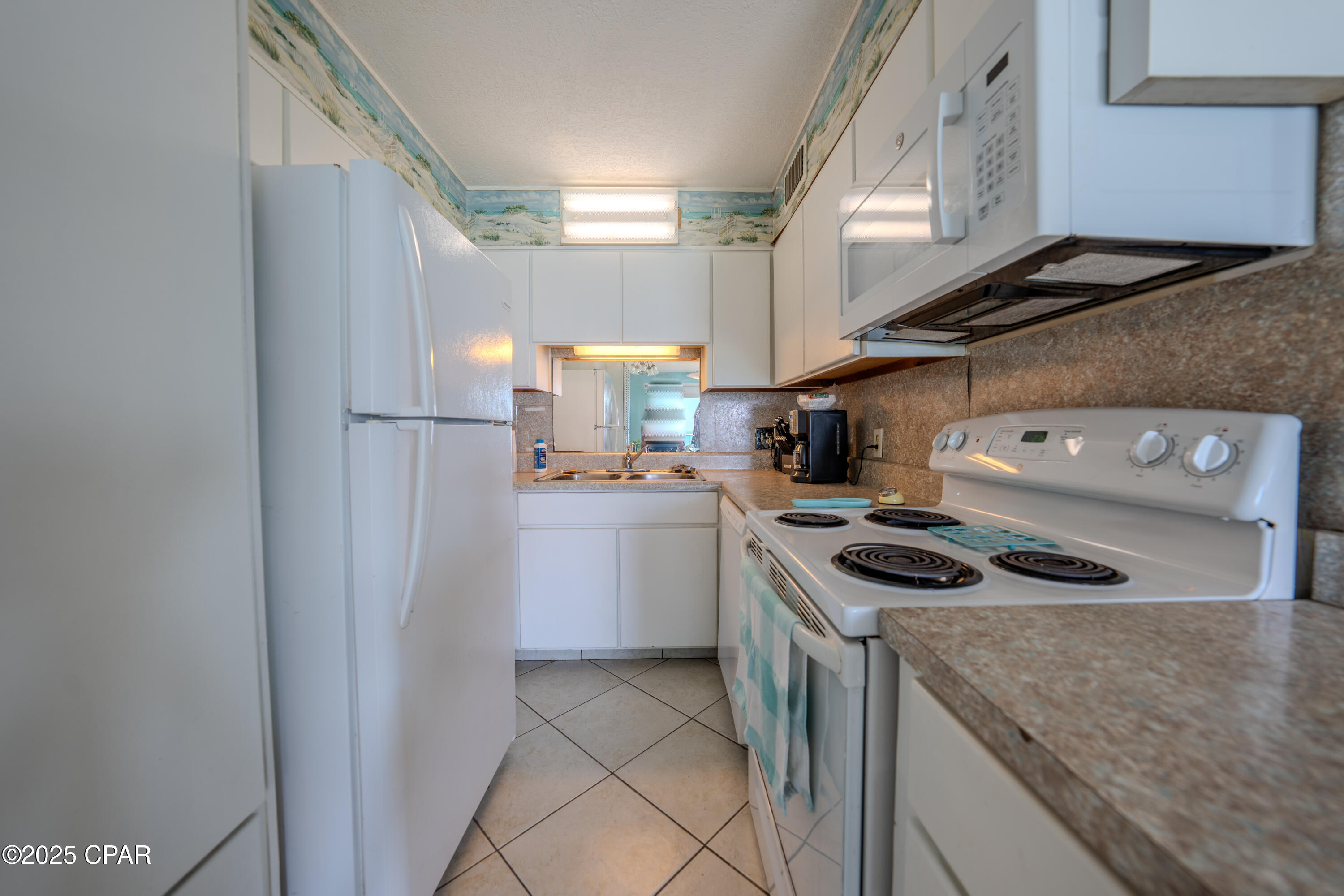 Image 8 For 8743 Thomas Drive 1318