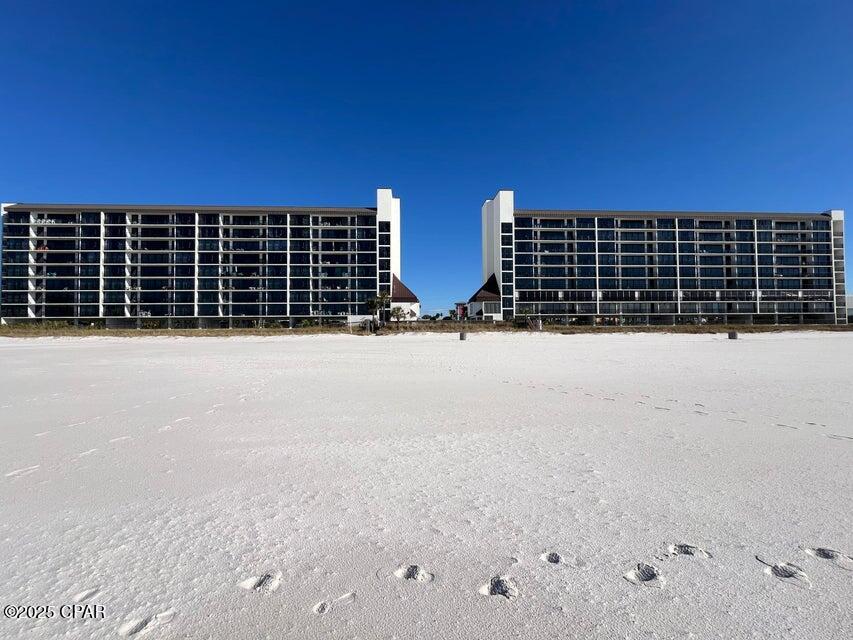 Image 30 For 17351 Front Beach Road W602