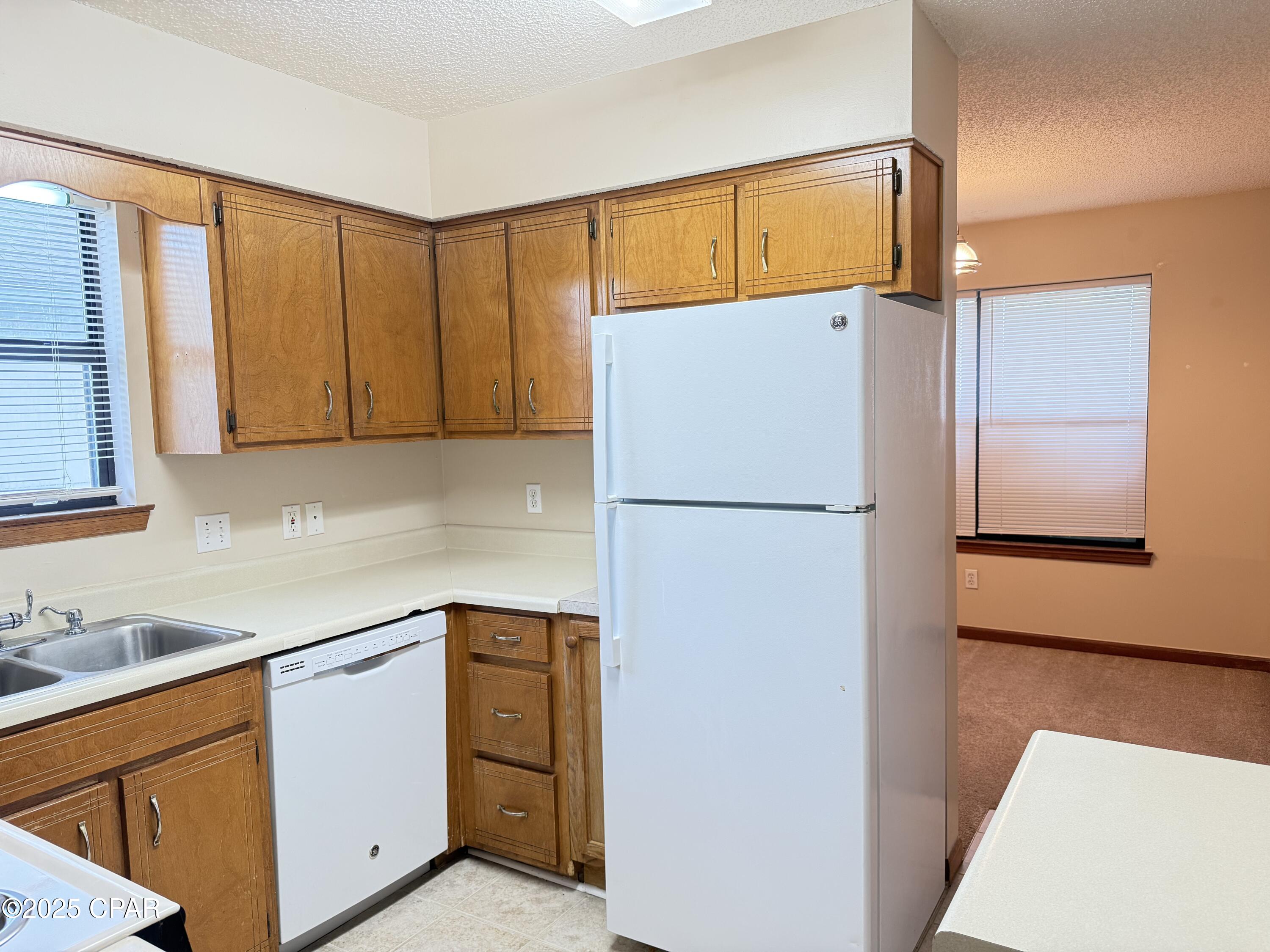 Image 15 For 606 Krystal Lane