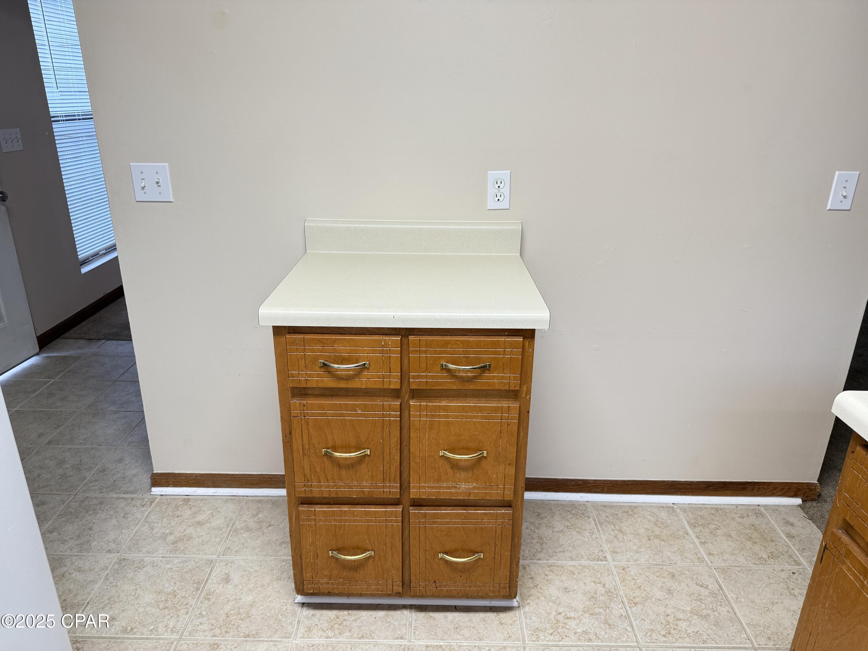 Image 17 For 606 Krystal Lane