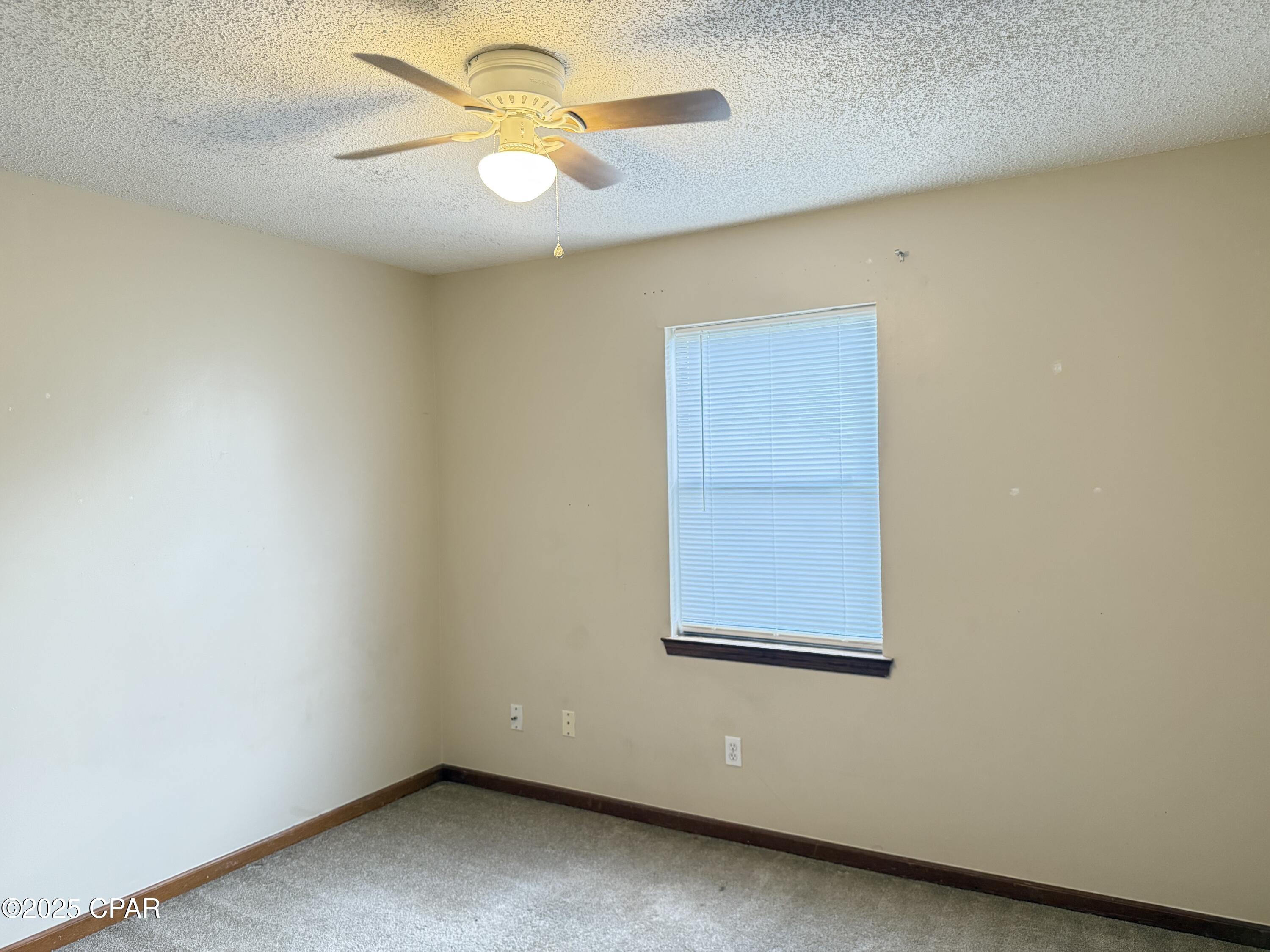 Image 26 For 606 Krystal Lane