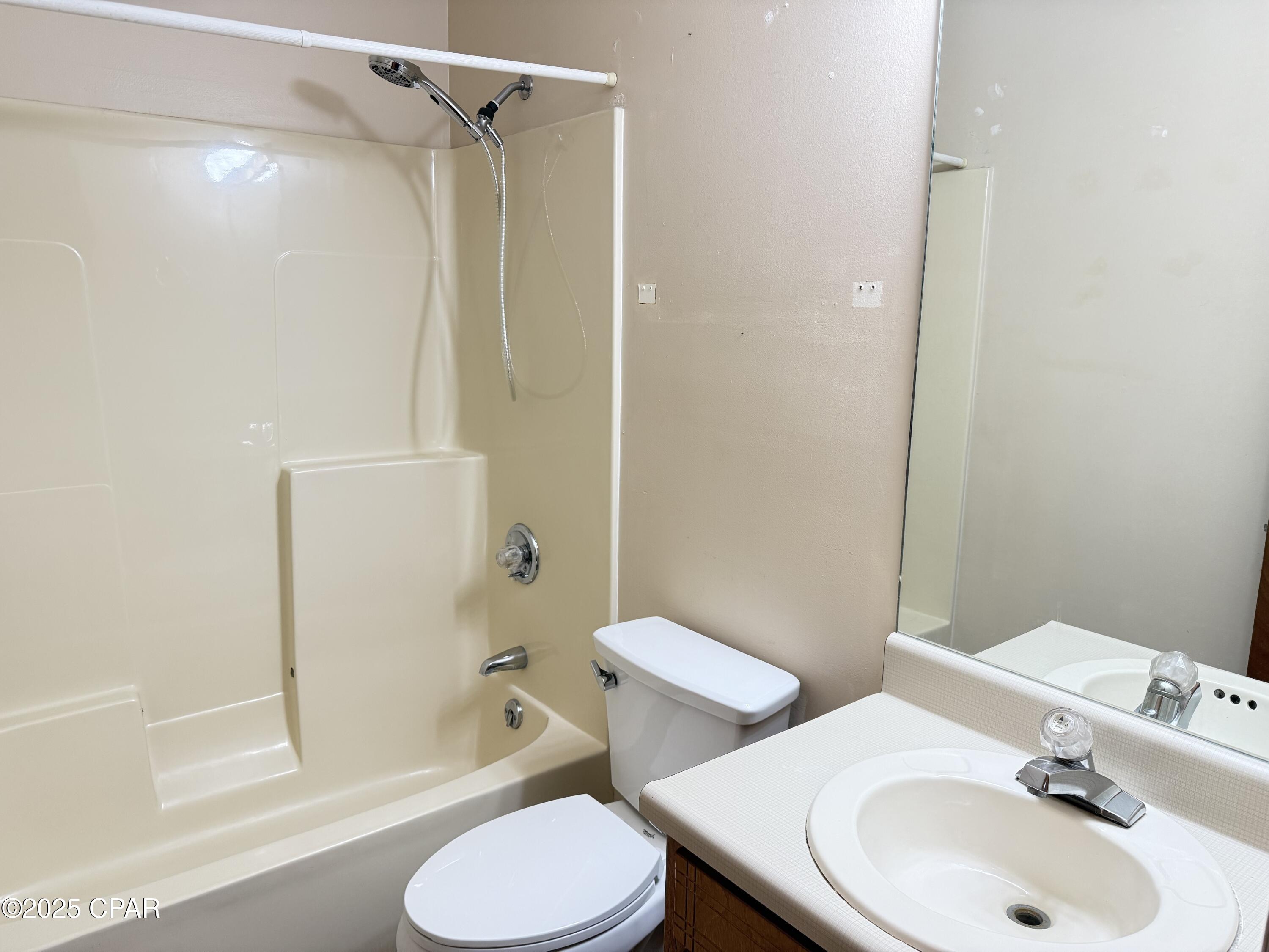 Image 28 For 606 Krystal Lane