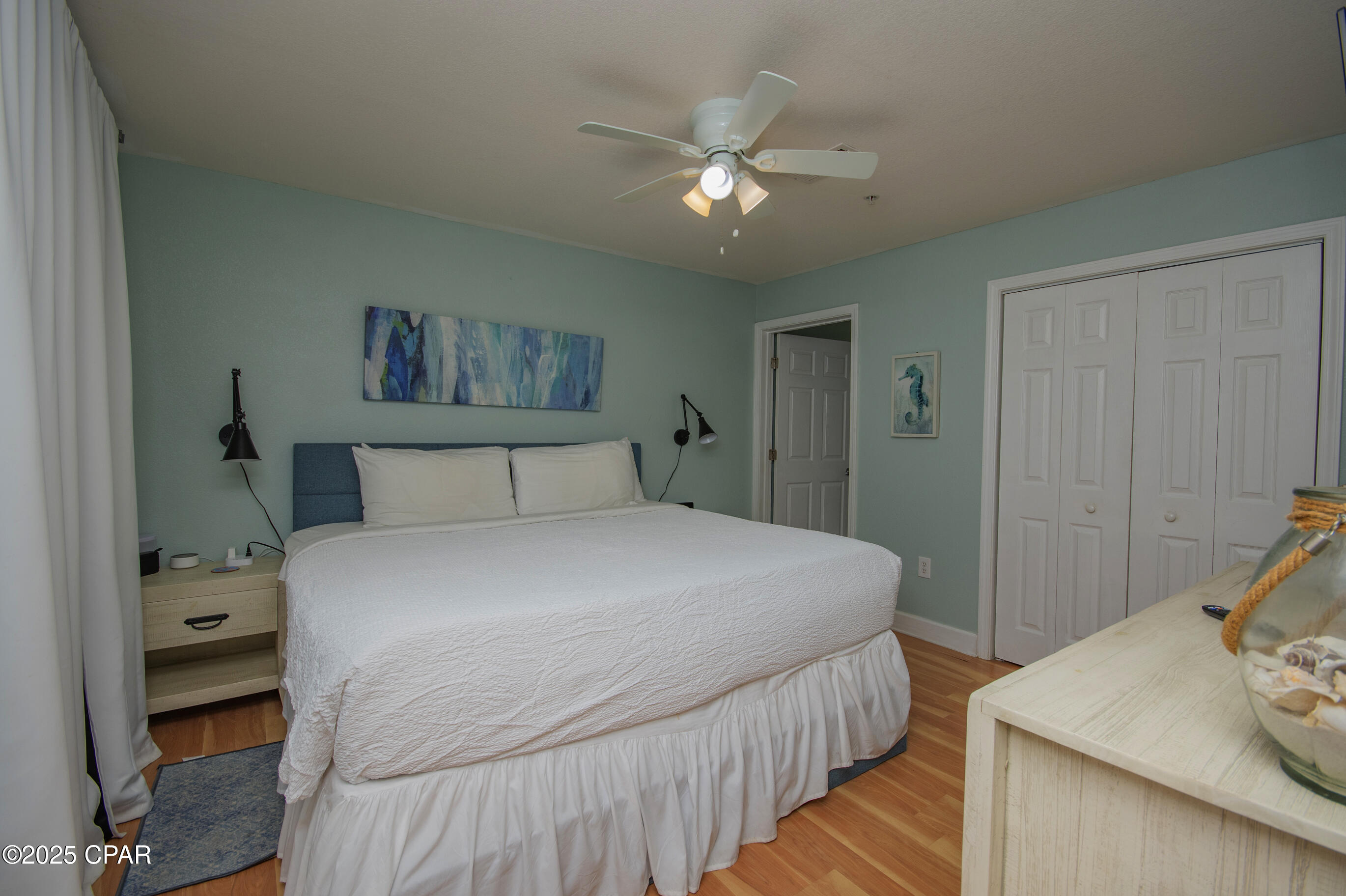 Image 18 For 16819 Front Beach Road 2006