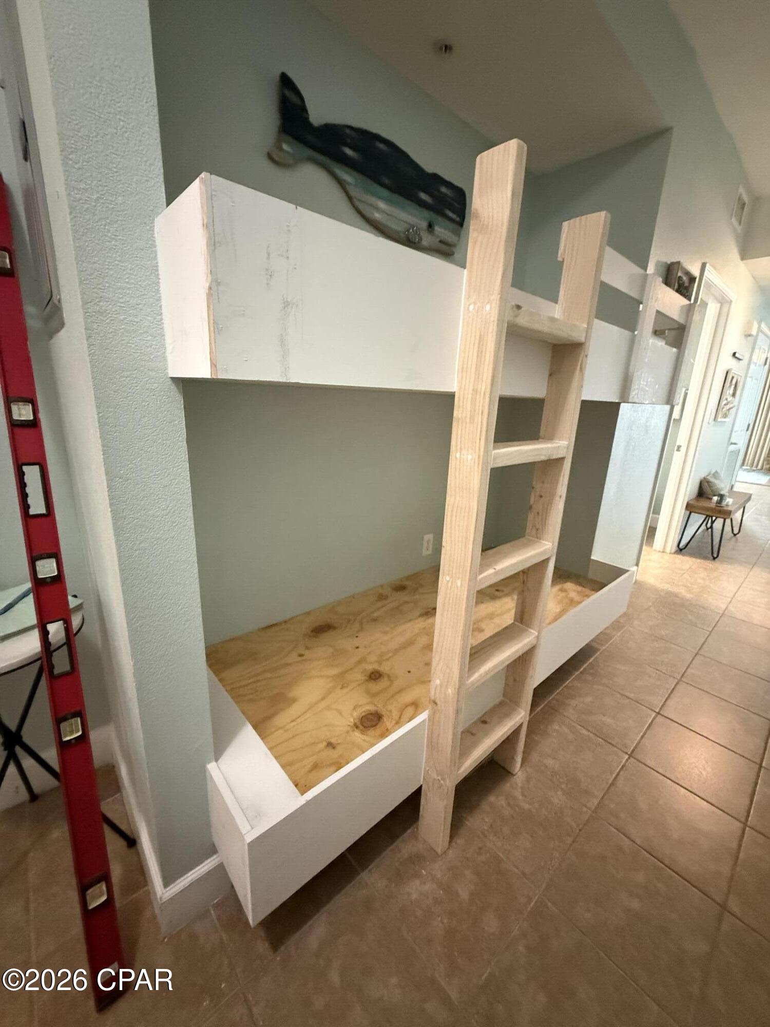 Image 26 For 16819 Front Beach Road 2006