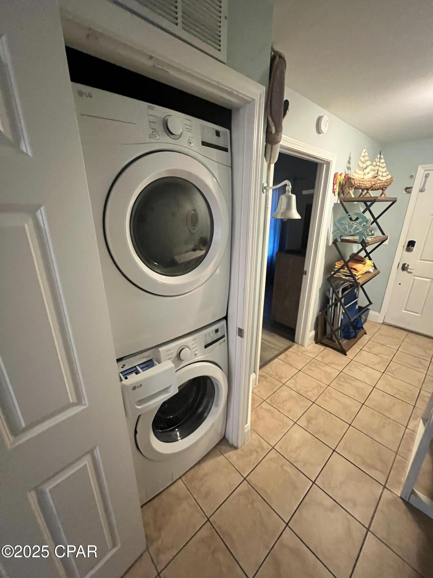 Image 15 For 9902 Thomas Drive 636
