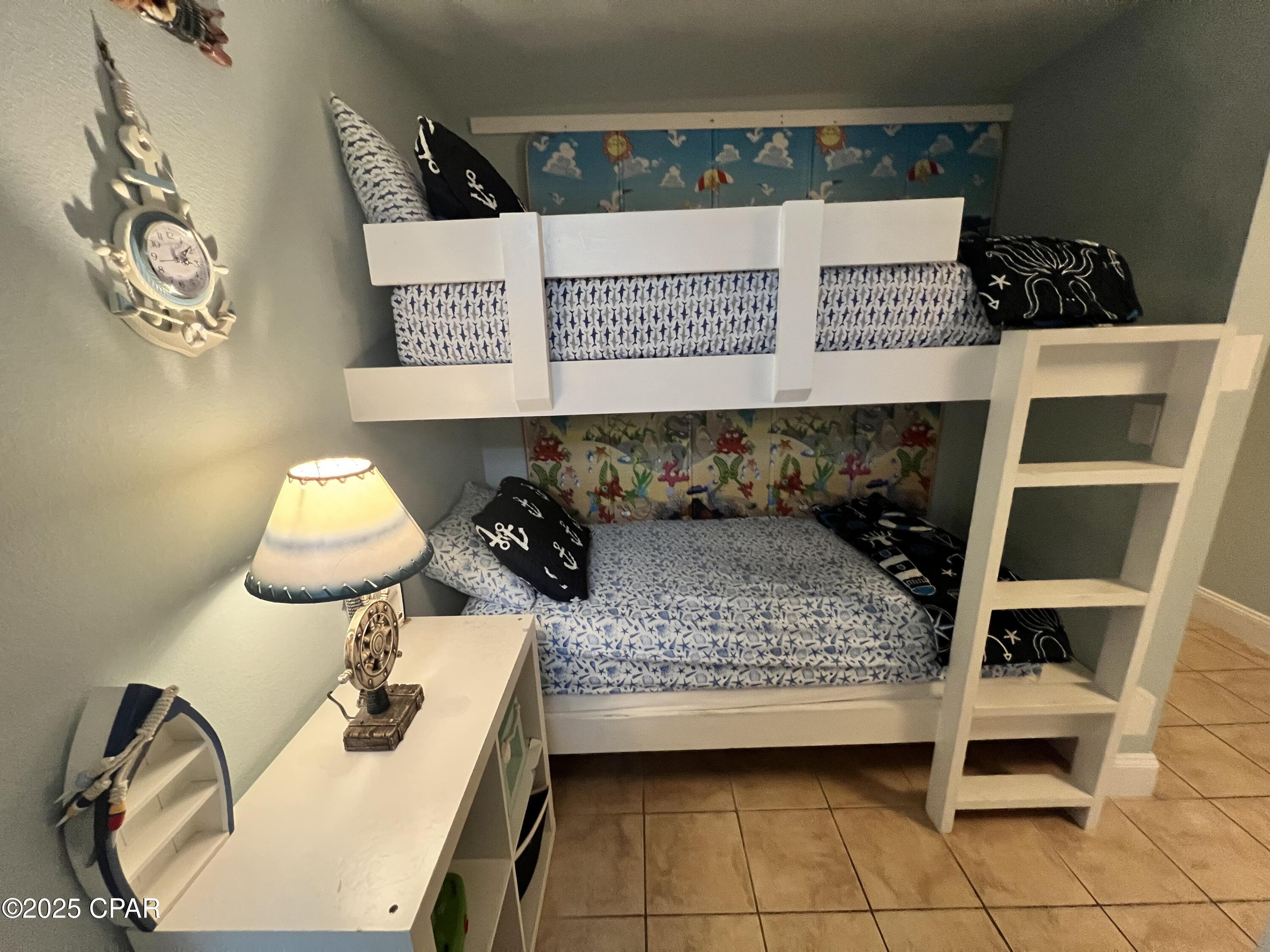 Image 7 For 9902 Thomas Drive 636