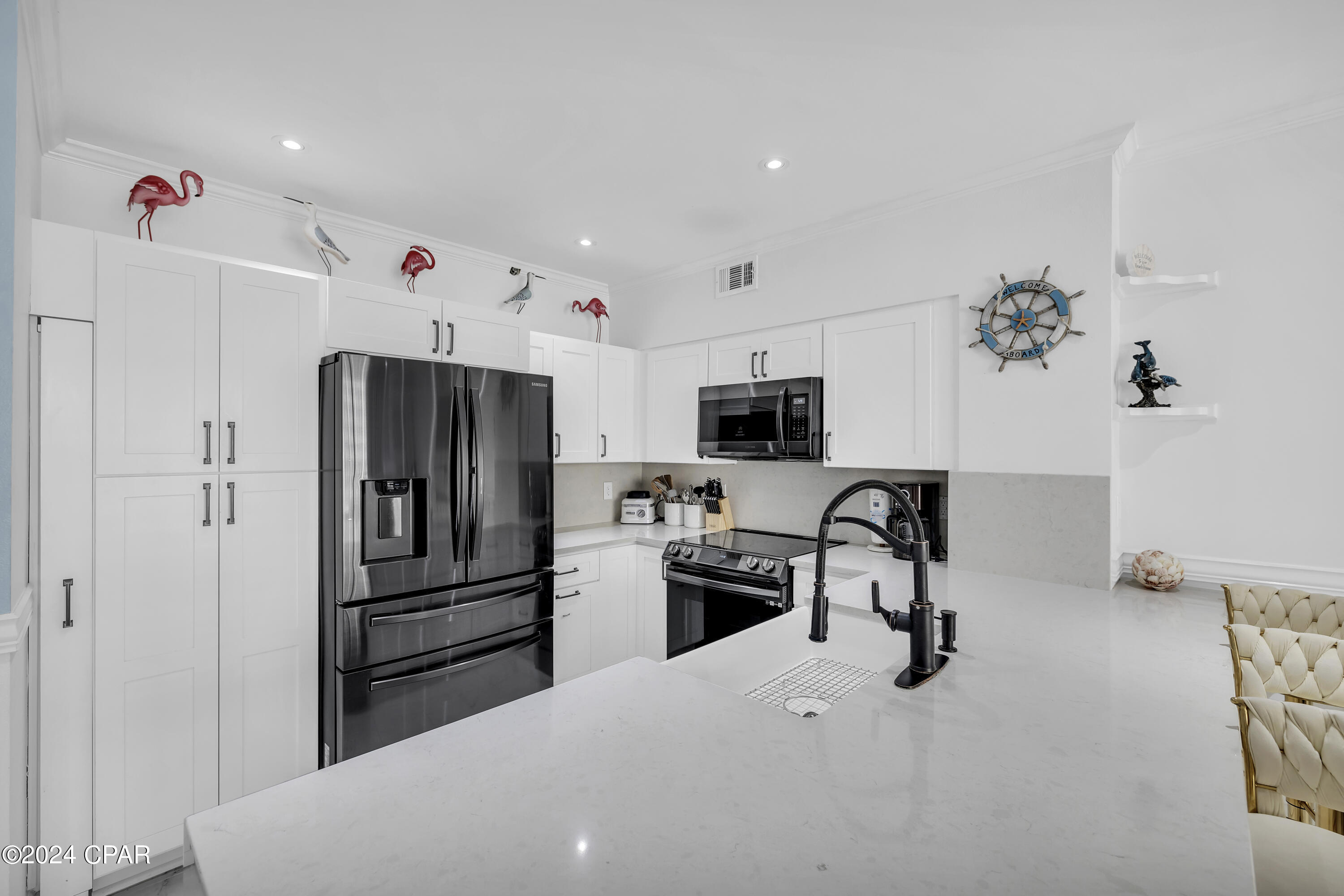 Image 18 For 9900 Thomas Drive 1024