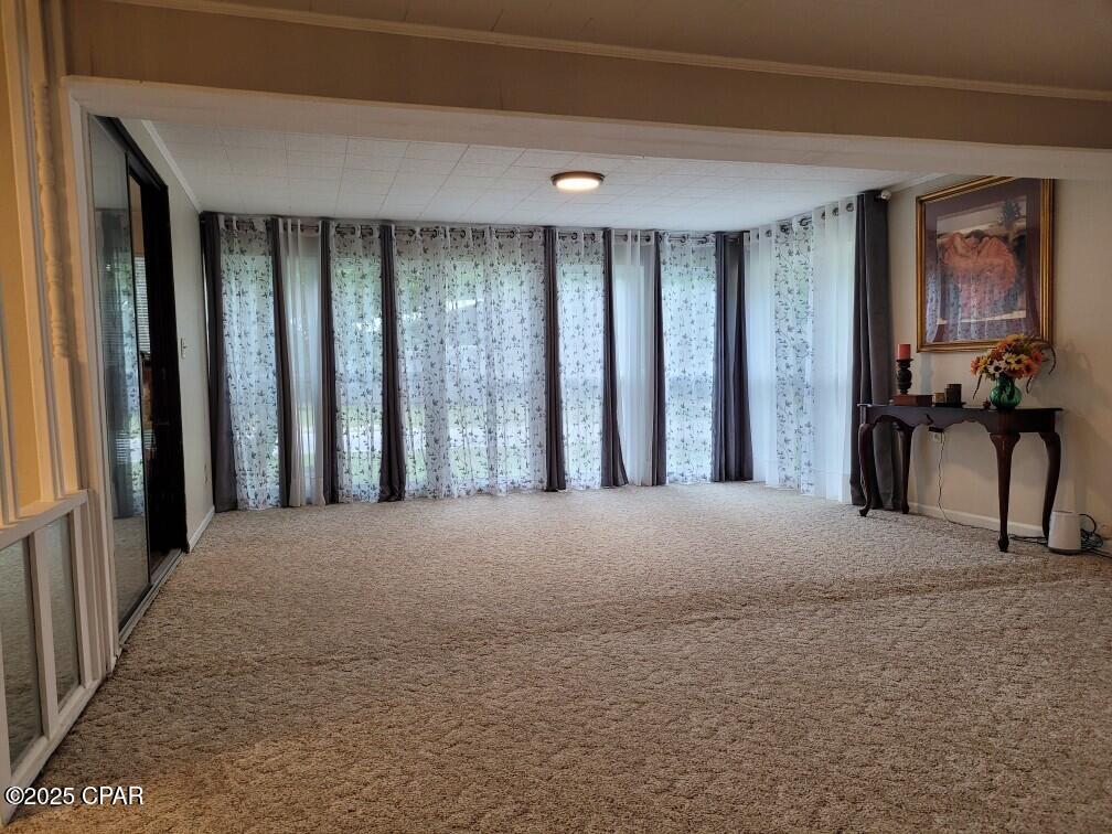 Image 3 For 2491 Pine Street