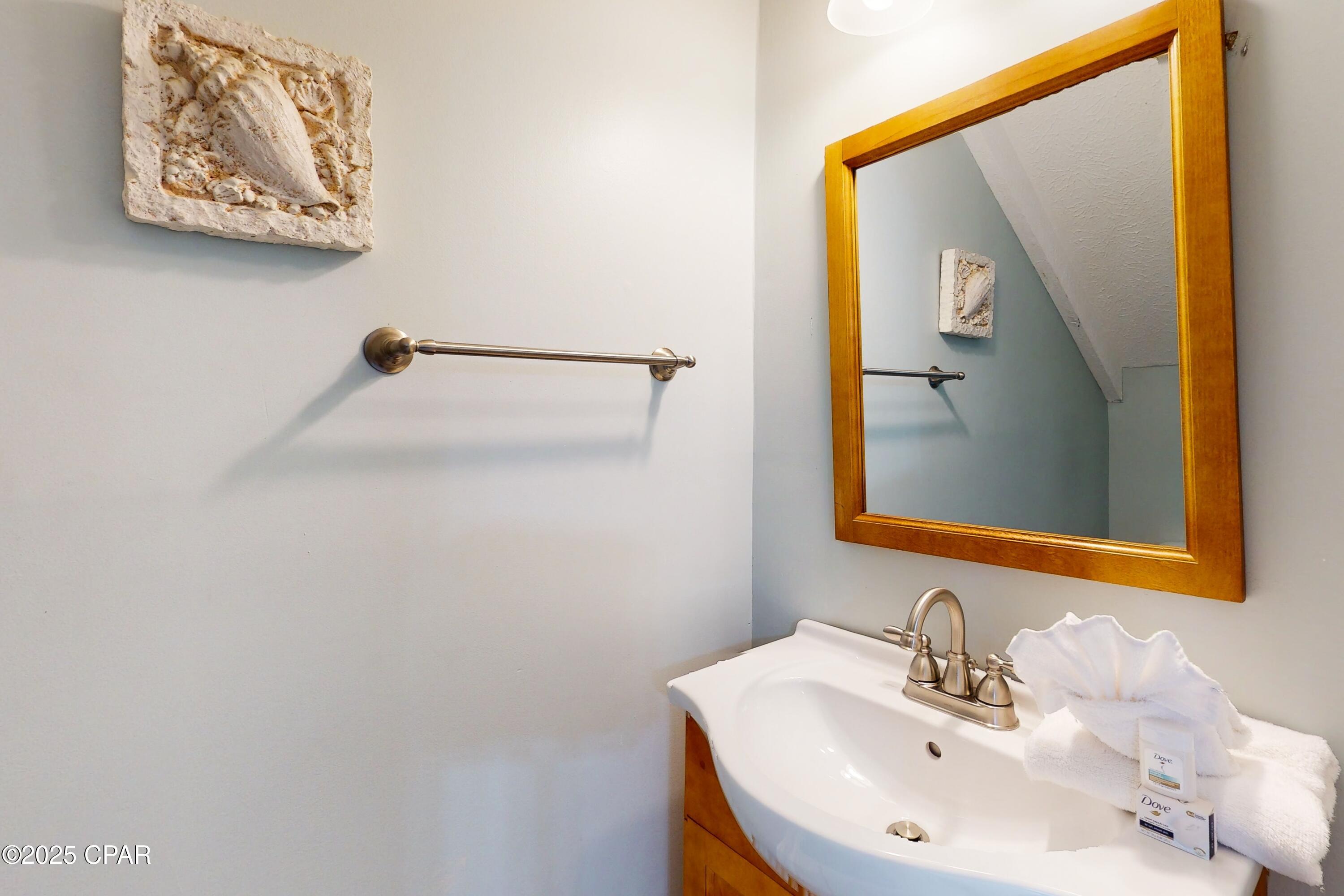 Image 9 For 145 Robin Lane