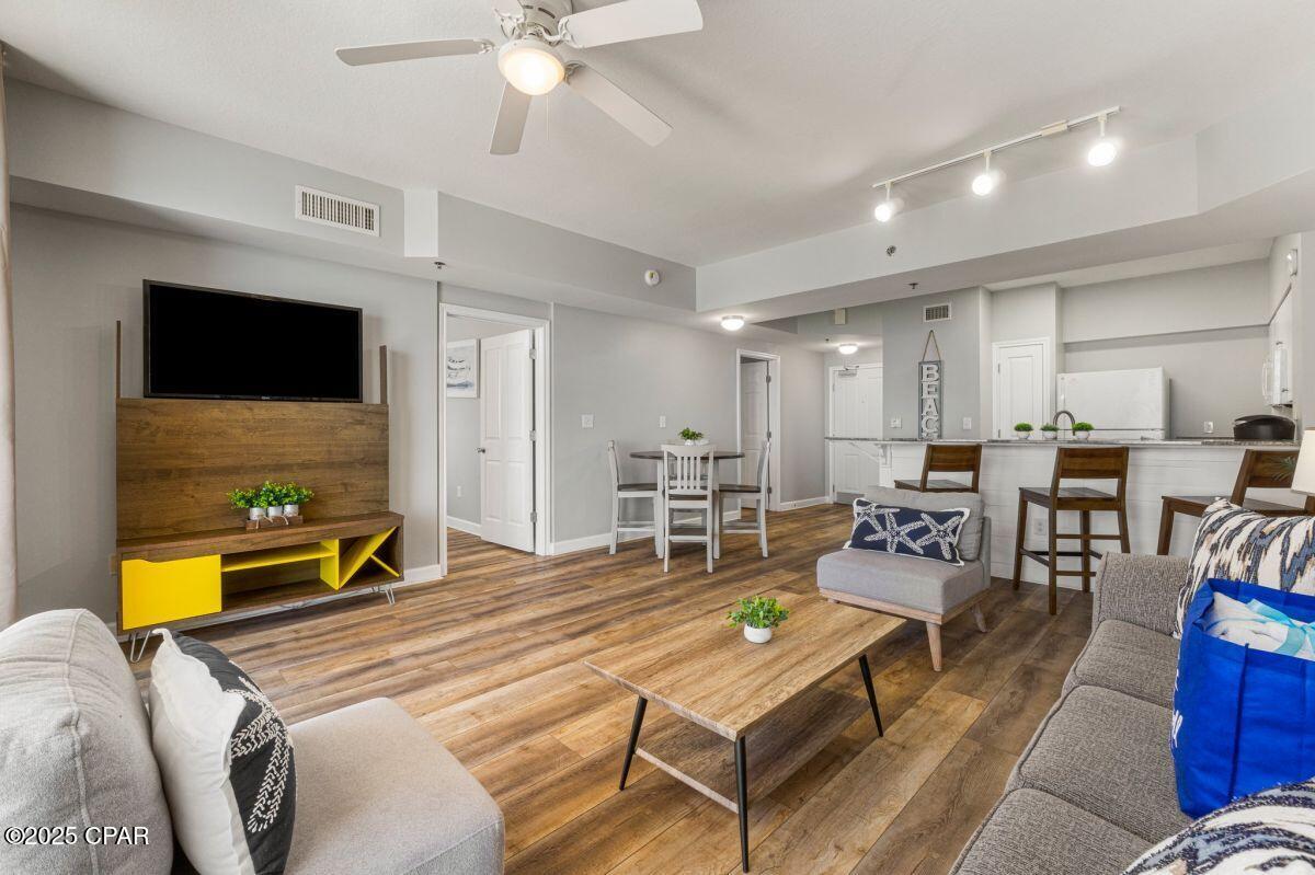 Image 4 For 9900 Thomas 1917 Drive 1917