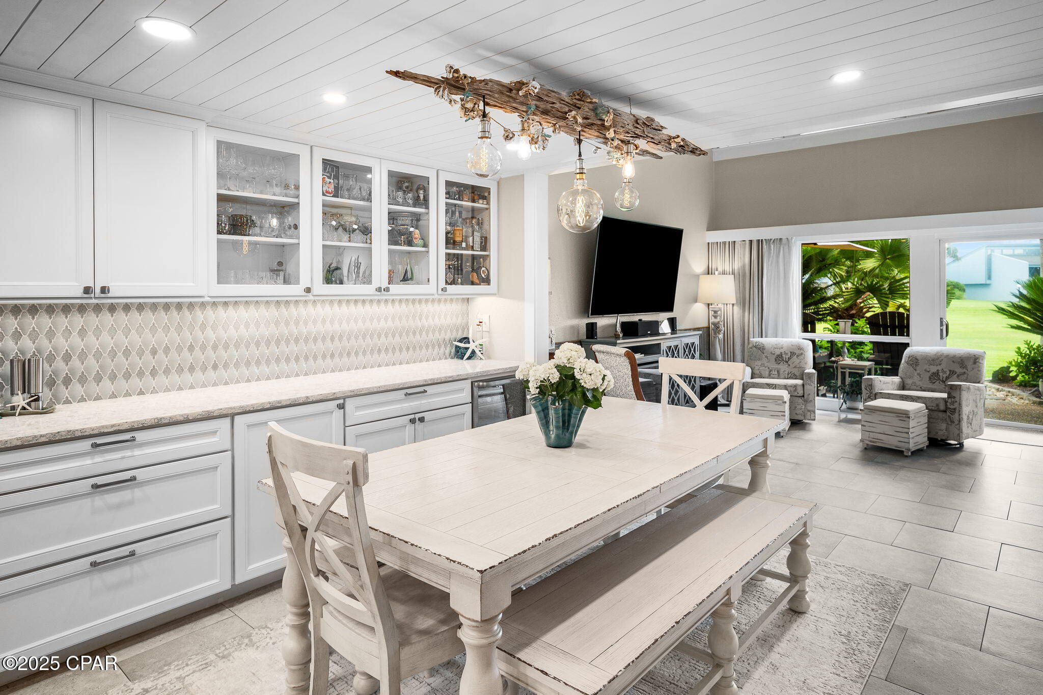 Image 11 For 22400 Front Beach Road  6