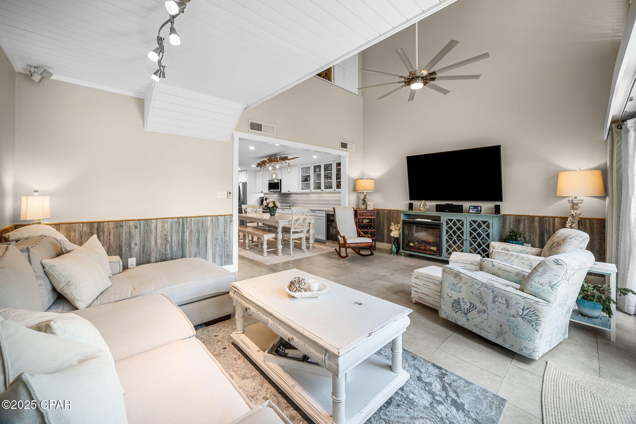 Image 17 For 22400 Front Beach Road  6